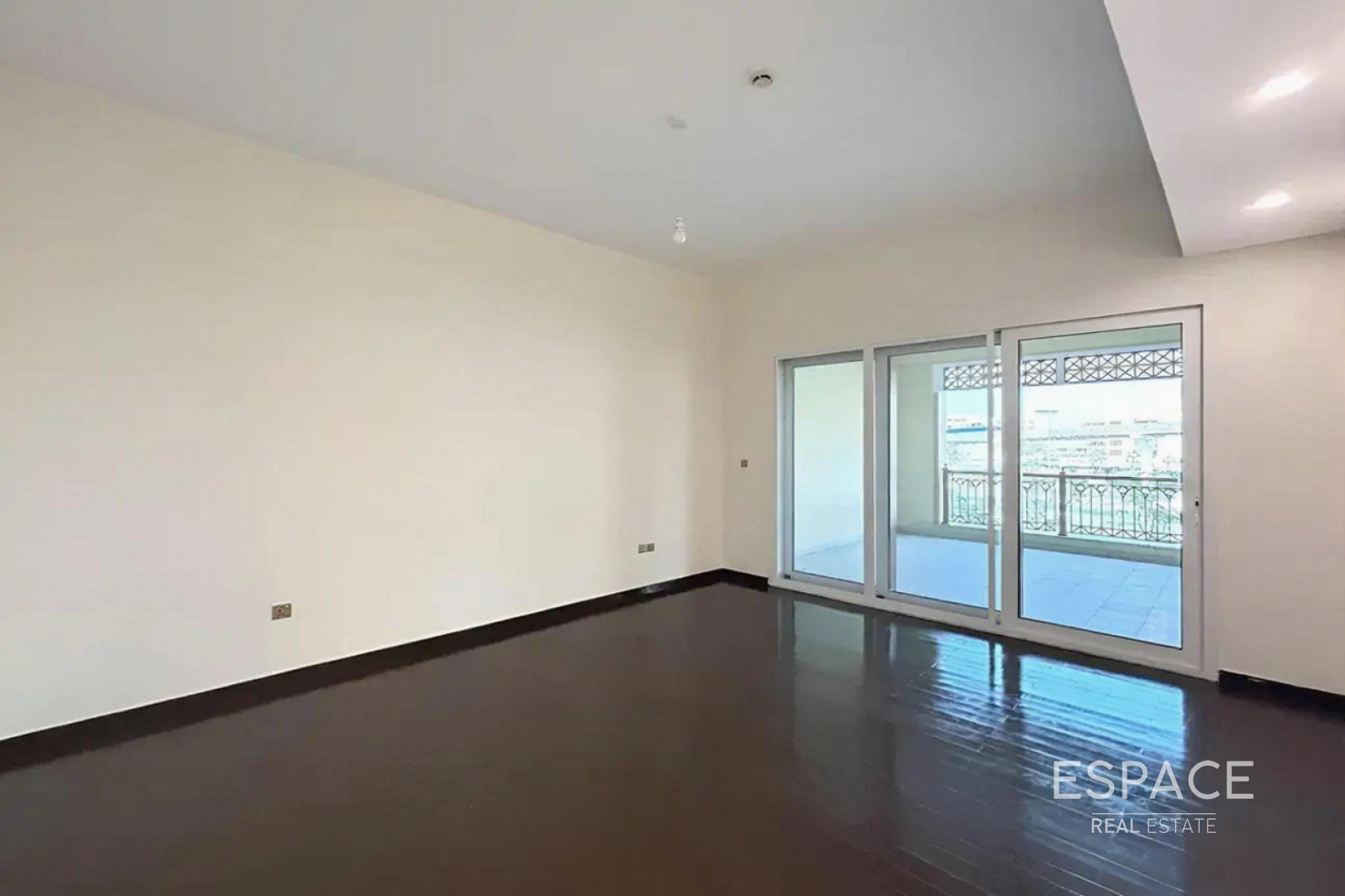 single static gallery