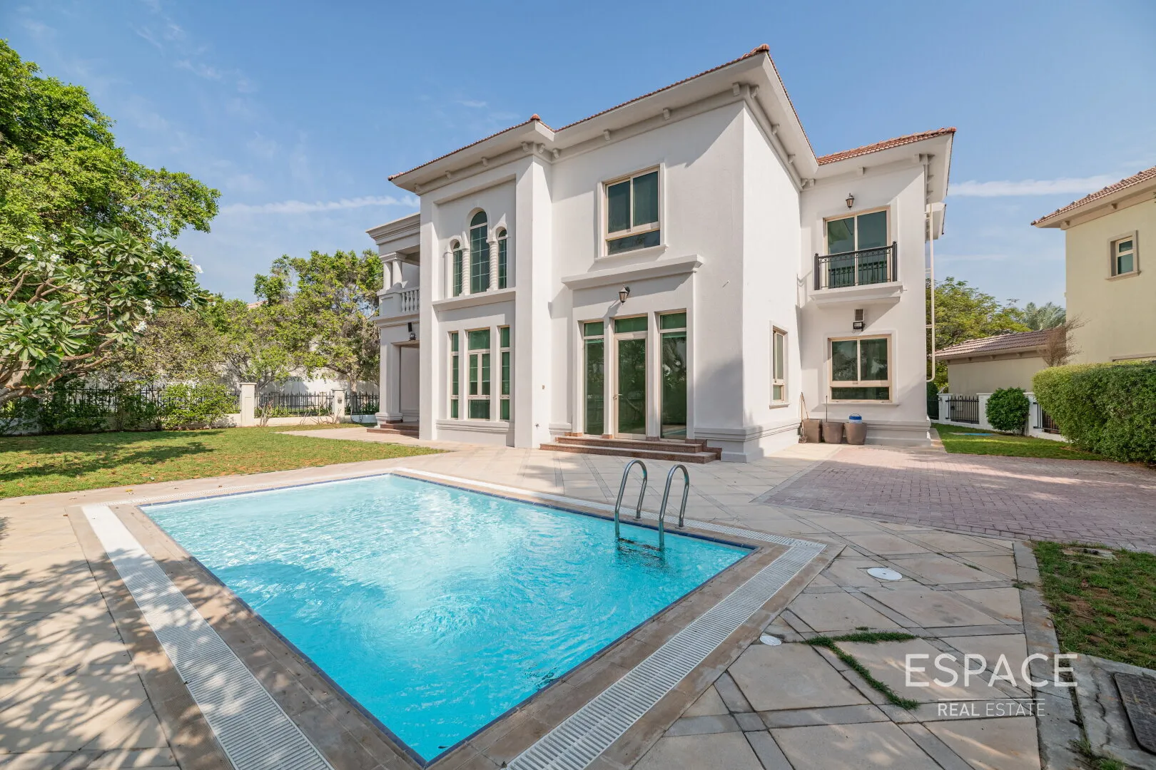 single static gallery