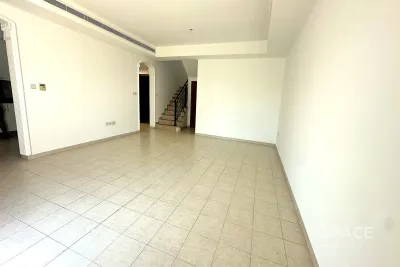 Alma 2, Arabian Ranches, Dubai - Espace