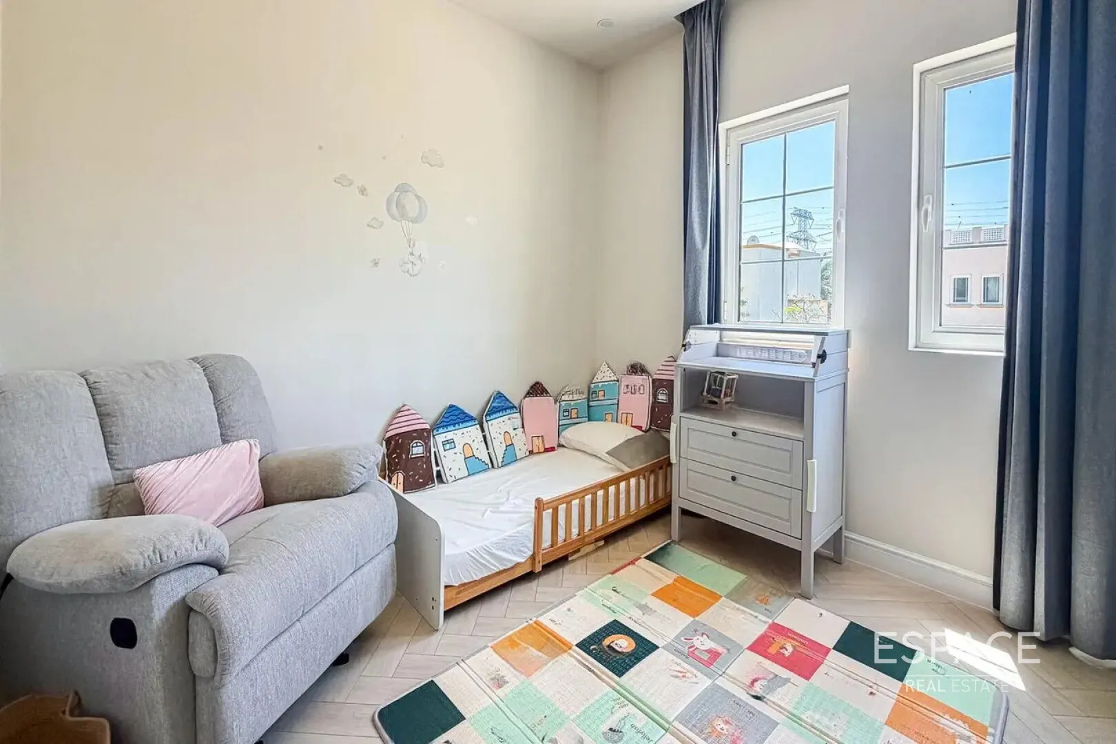 PropertiesGalleryCamera