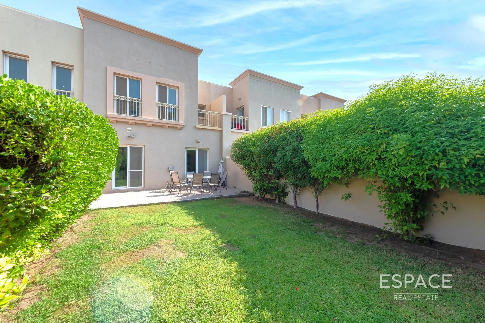 single static gallery