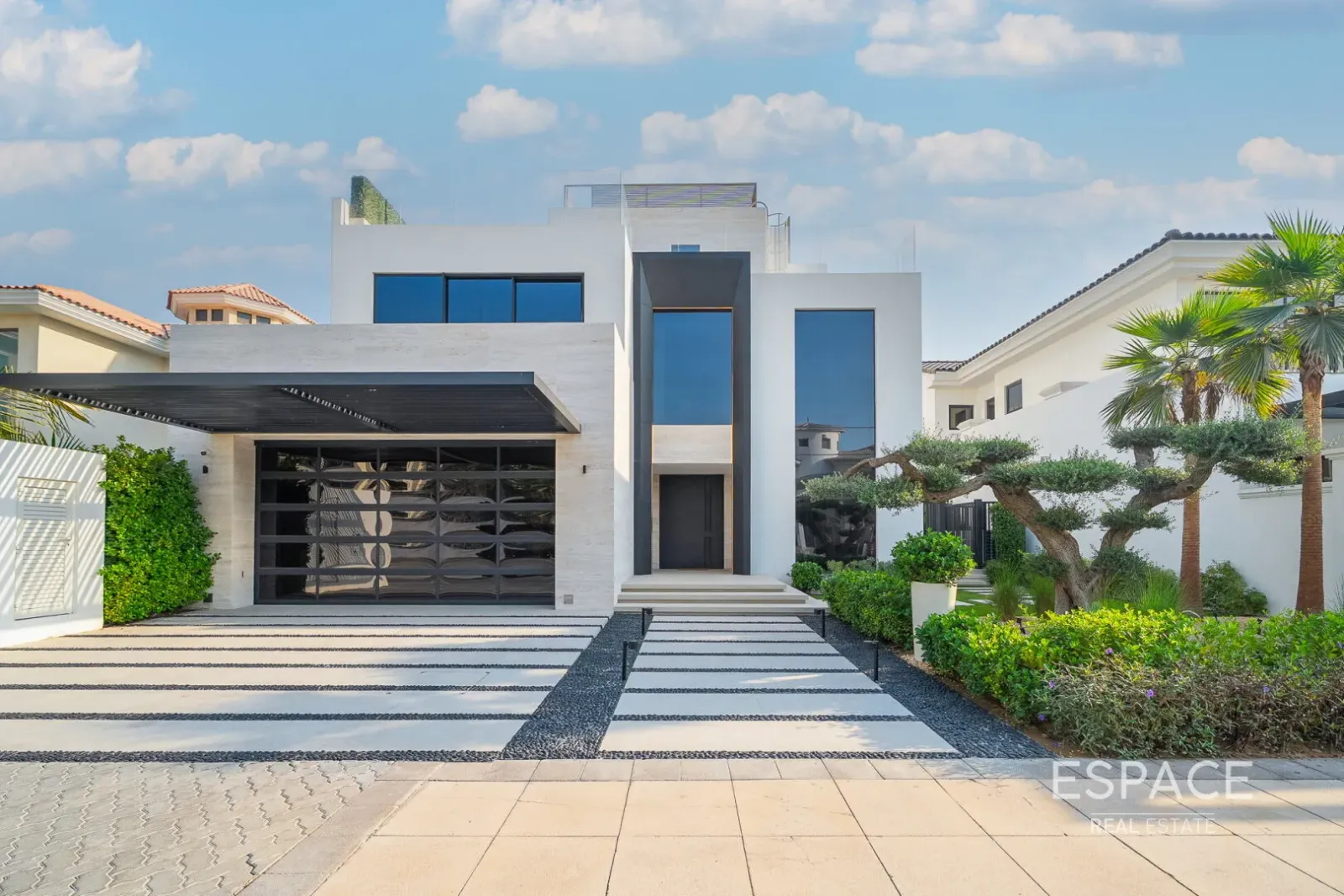 PropertiesGalleryCamera