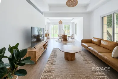 Springs 9, Springs, Dubai - Espace