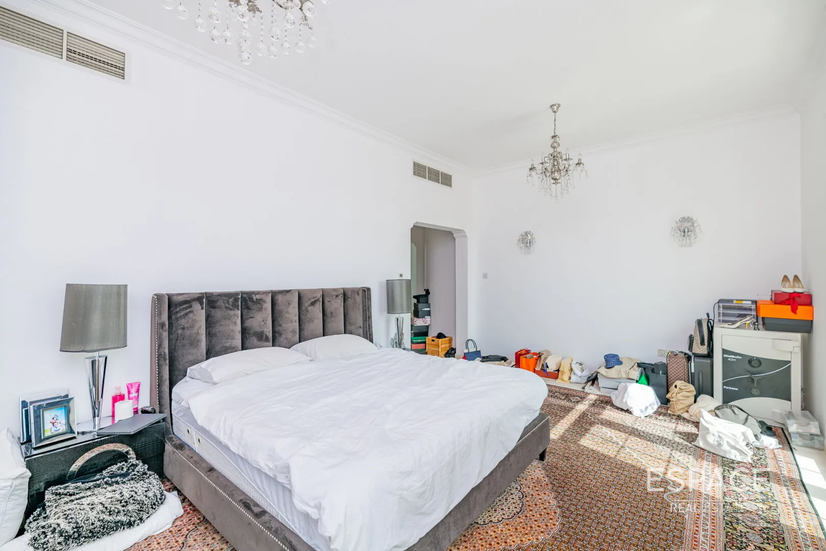 PropertiesGalleryCamera