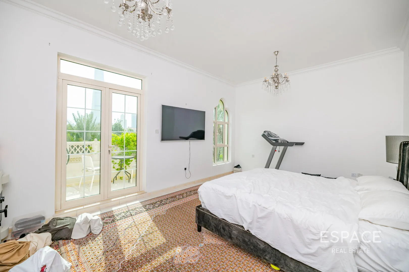 PropertiesGalleryCamera