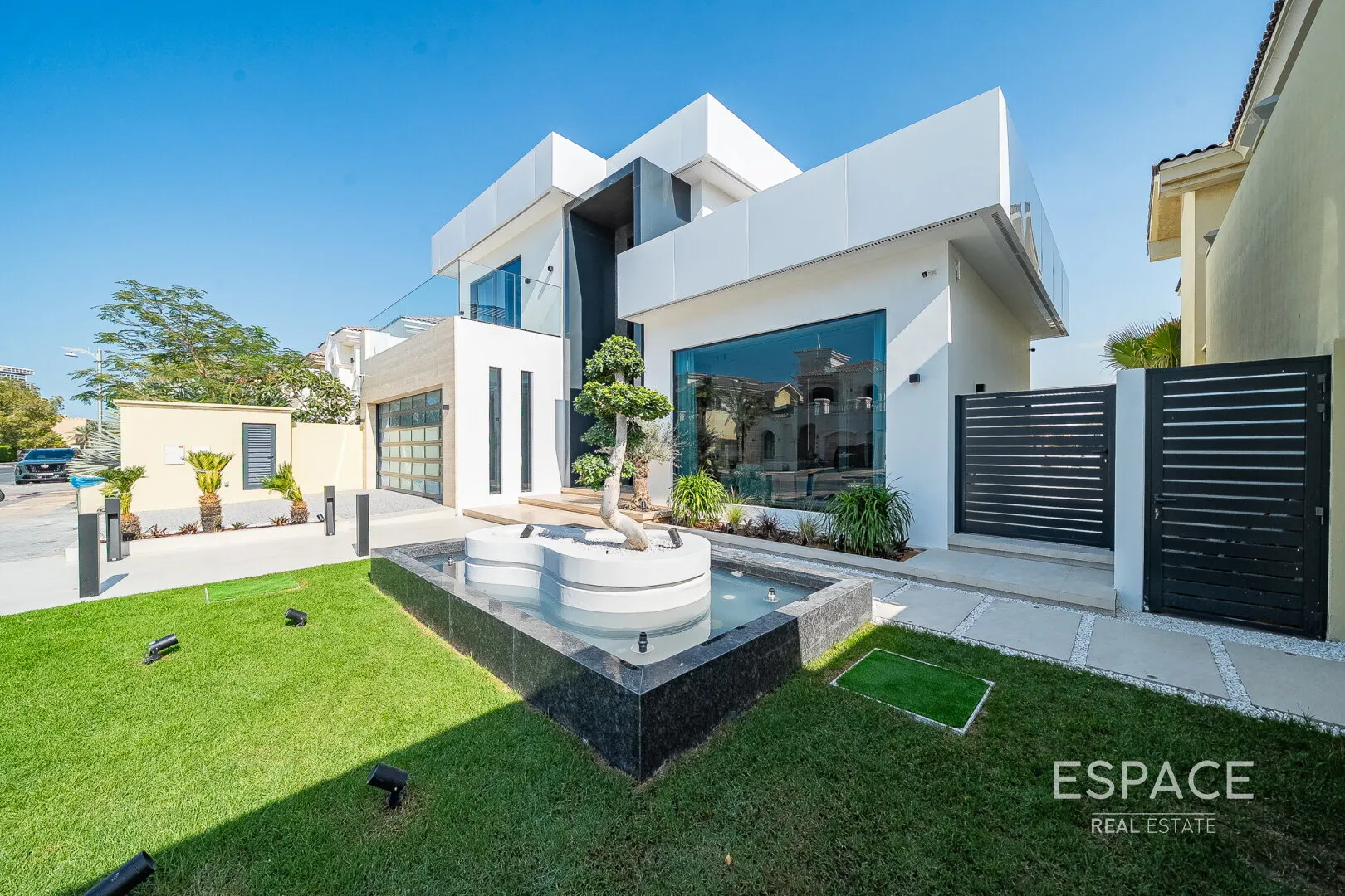 PropertiesGalleryCamera