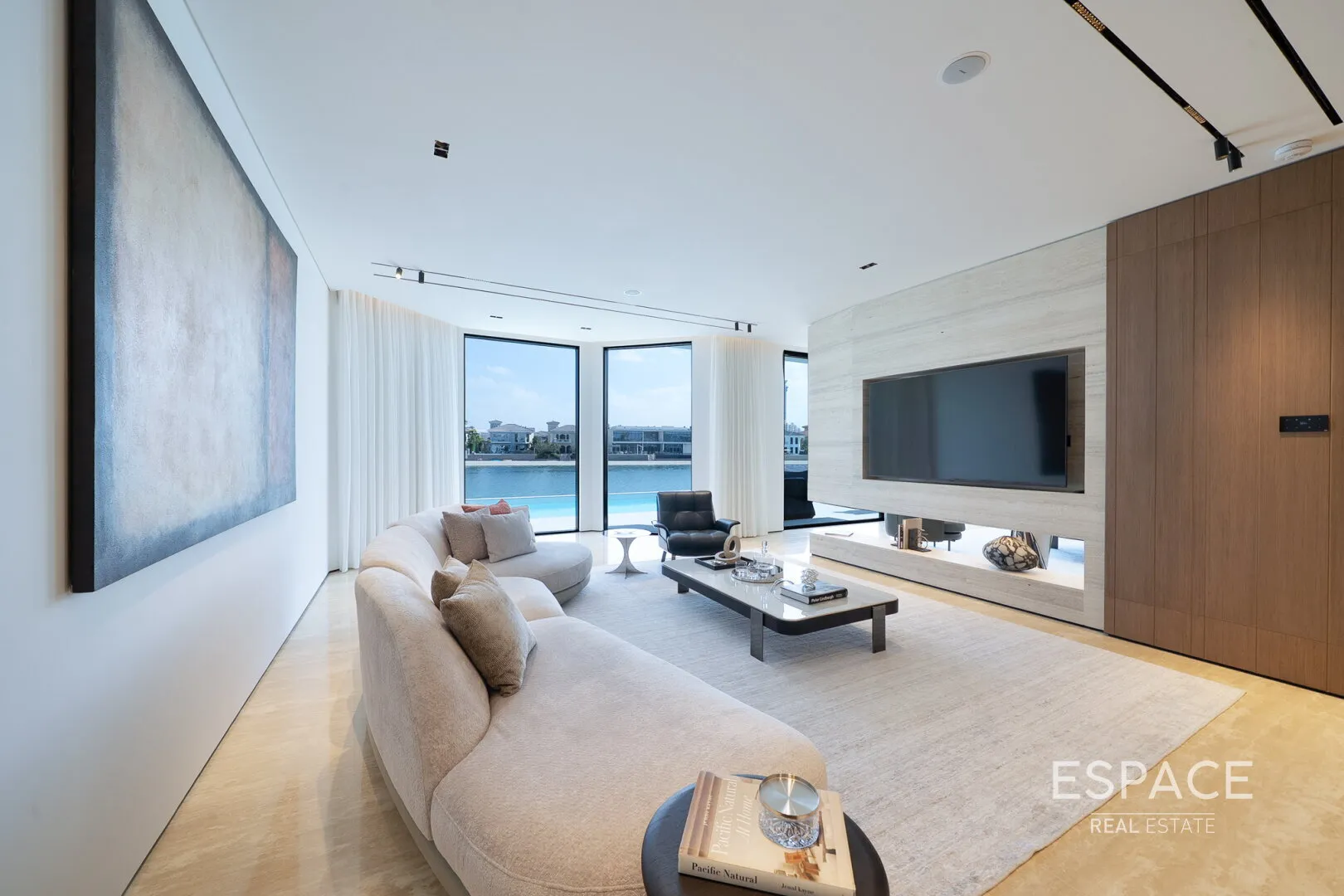 PropertiesGalleryCamera