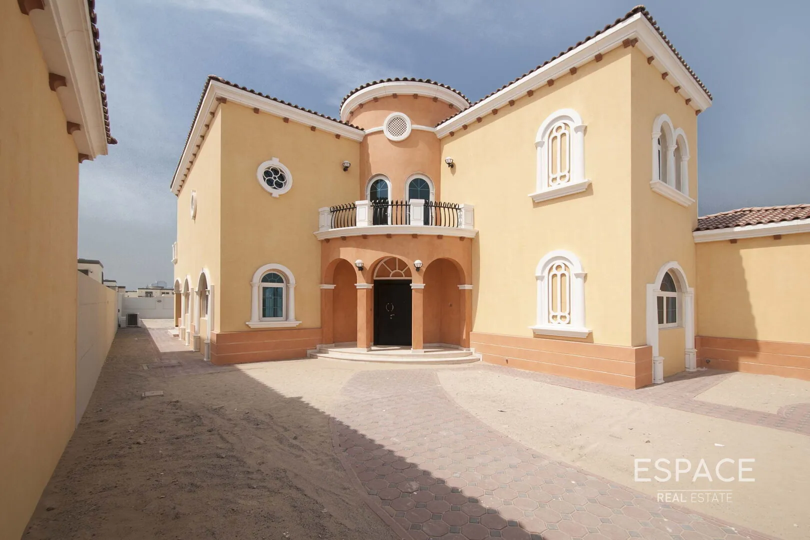 PropertiesGalleryCamera