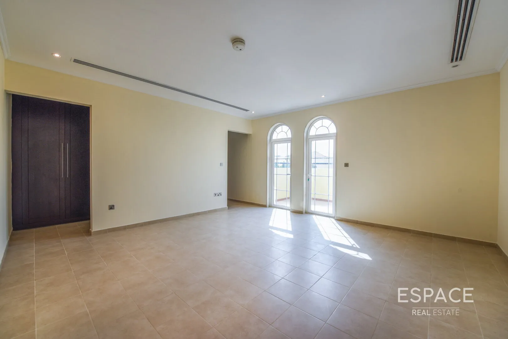 single static gallery