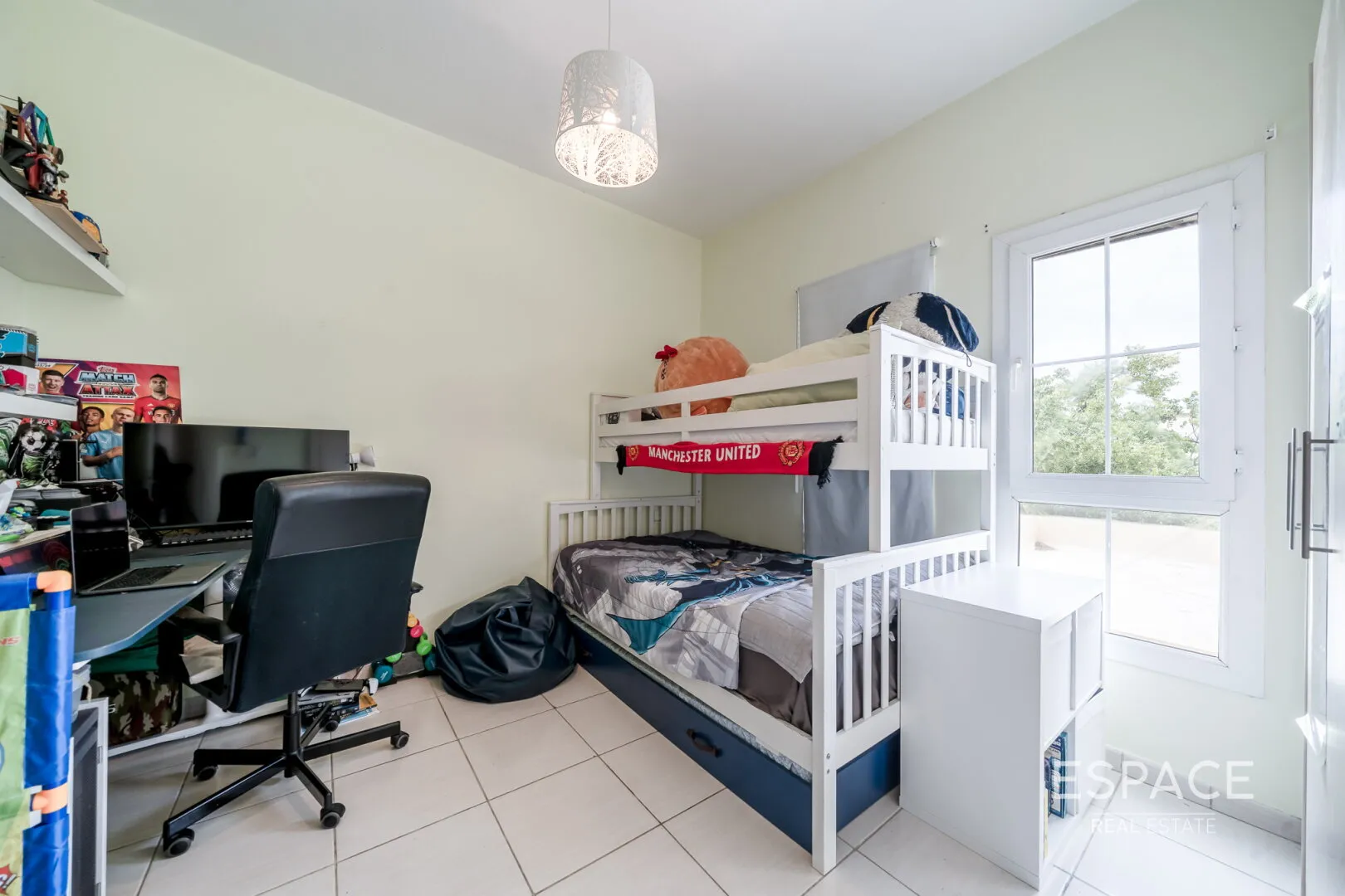 PropertiesGalleryCamera