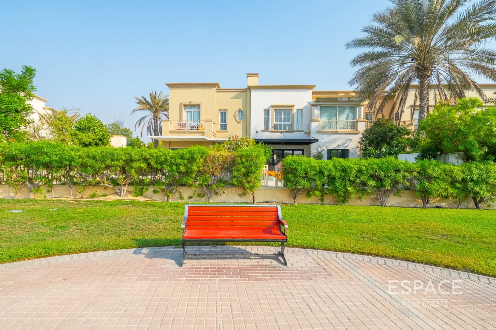 PropertiesGalleryCamera