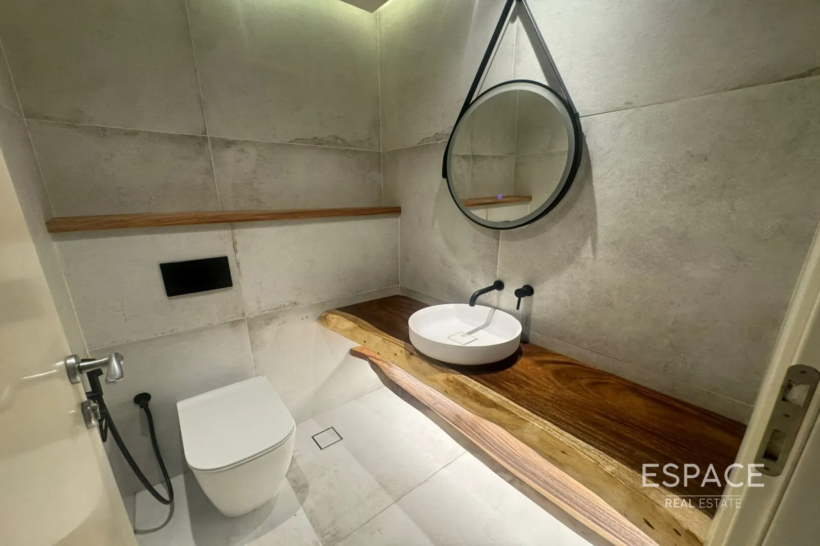PropertiesGalleryCamera