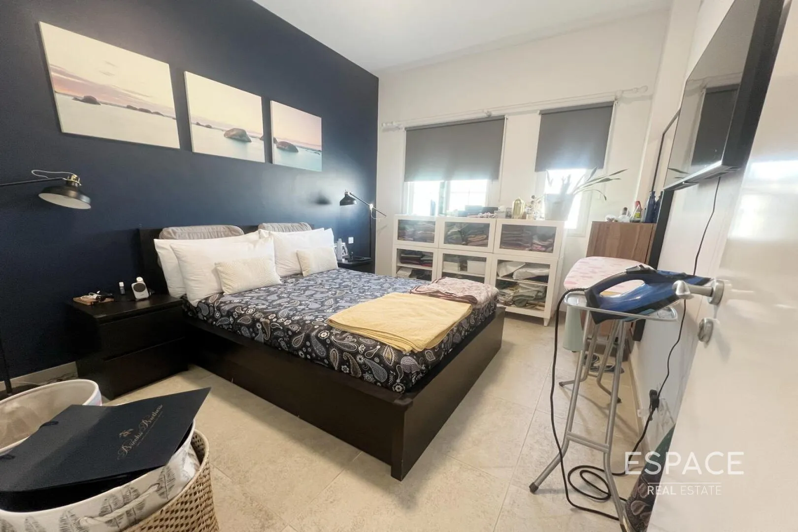 PropertiesGalleryCamera