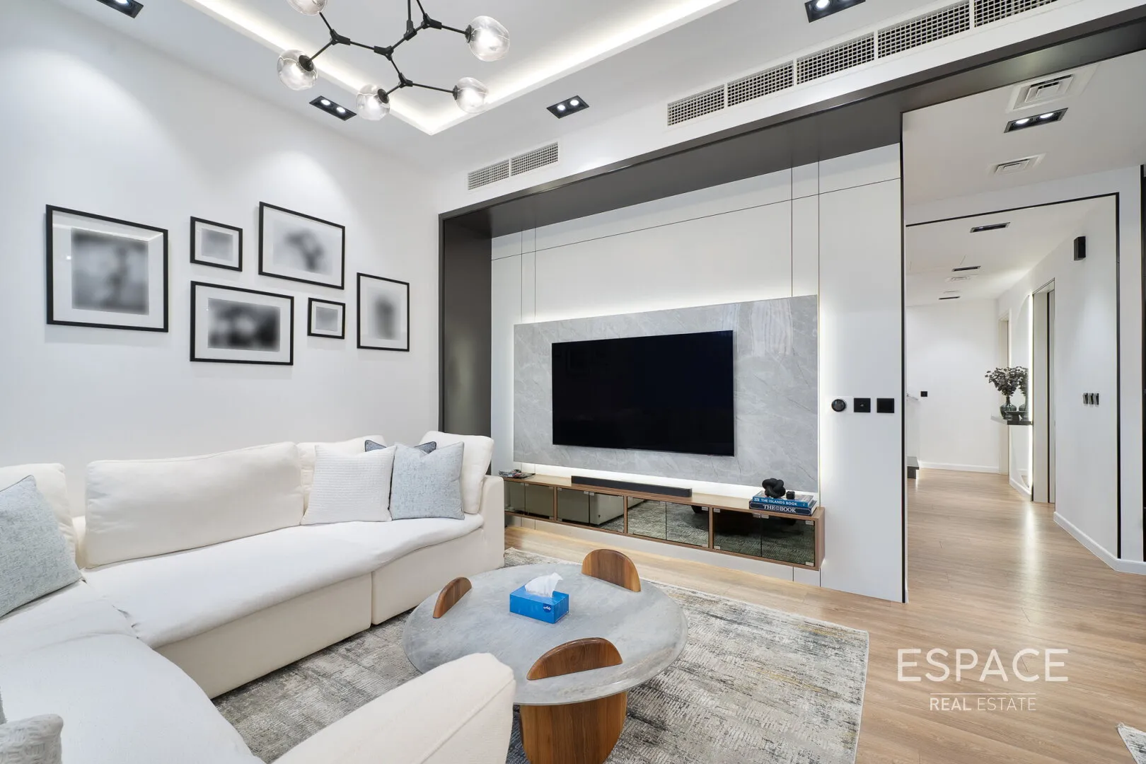 single static gallery