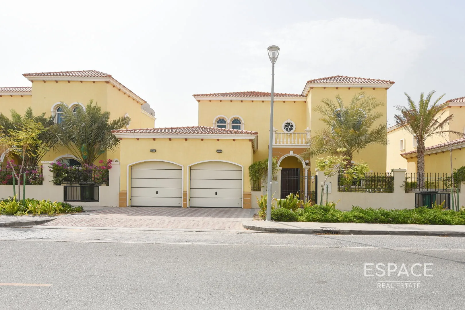 single static gallery