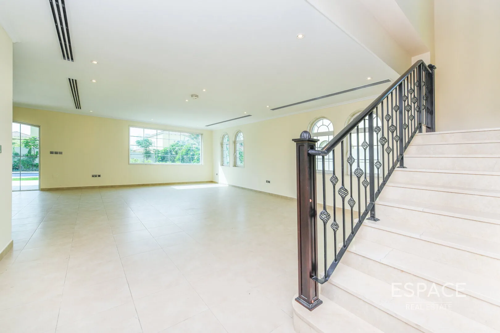 single static gallery