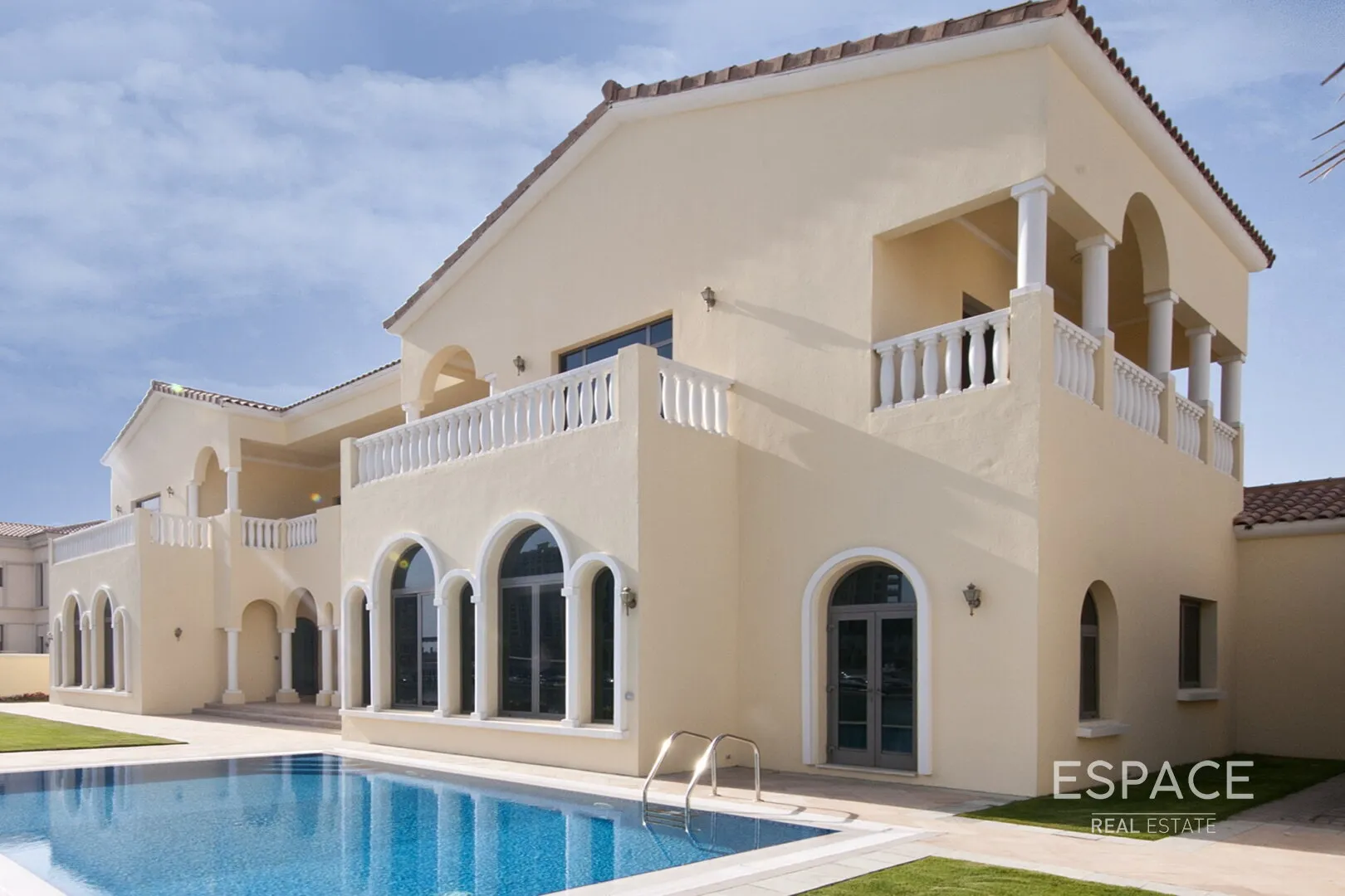 PropertiesGalleryCamera