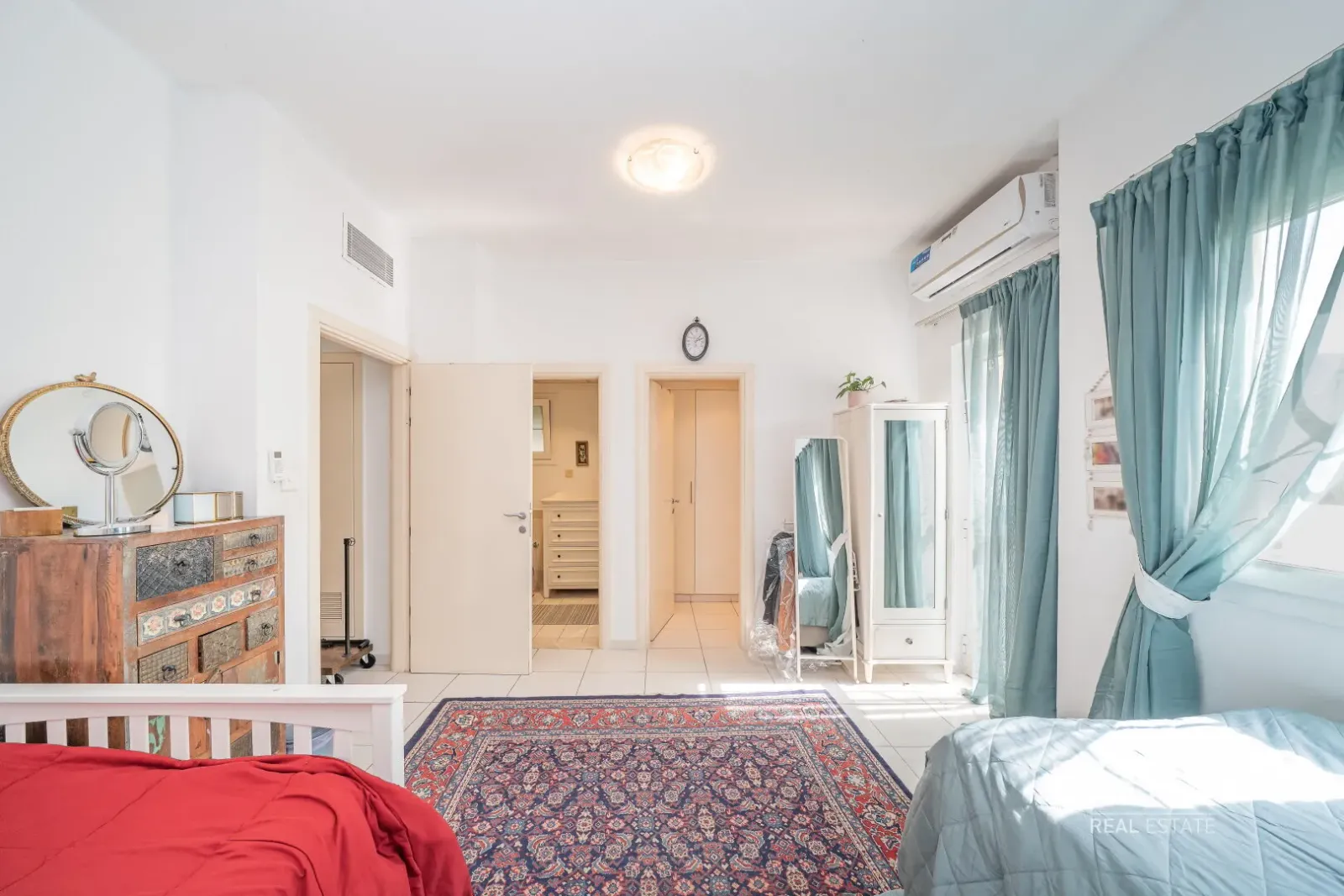 PropertiesGalleryCamera