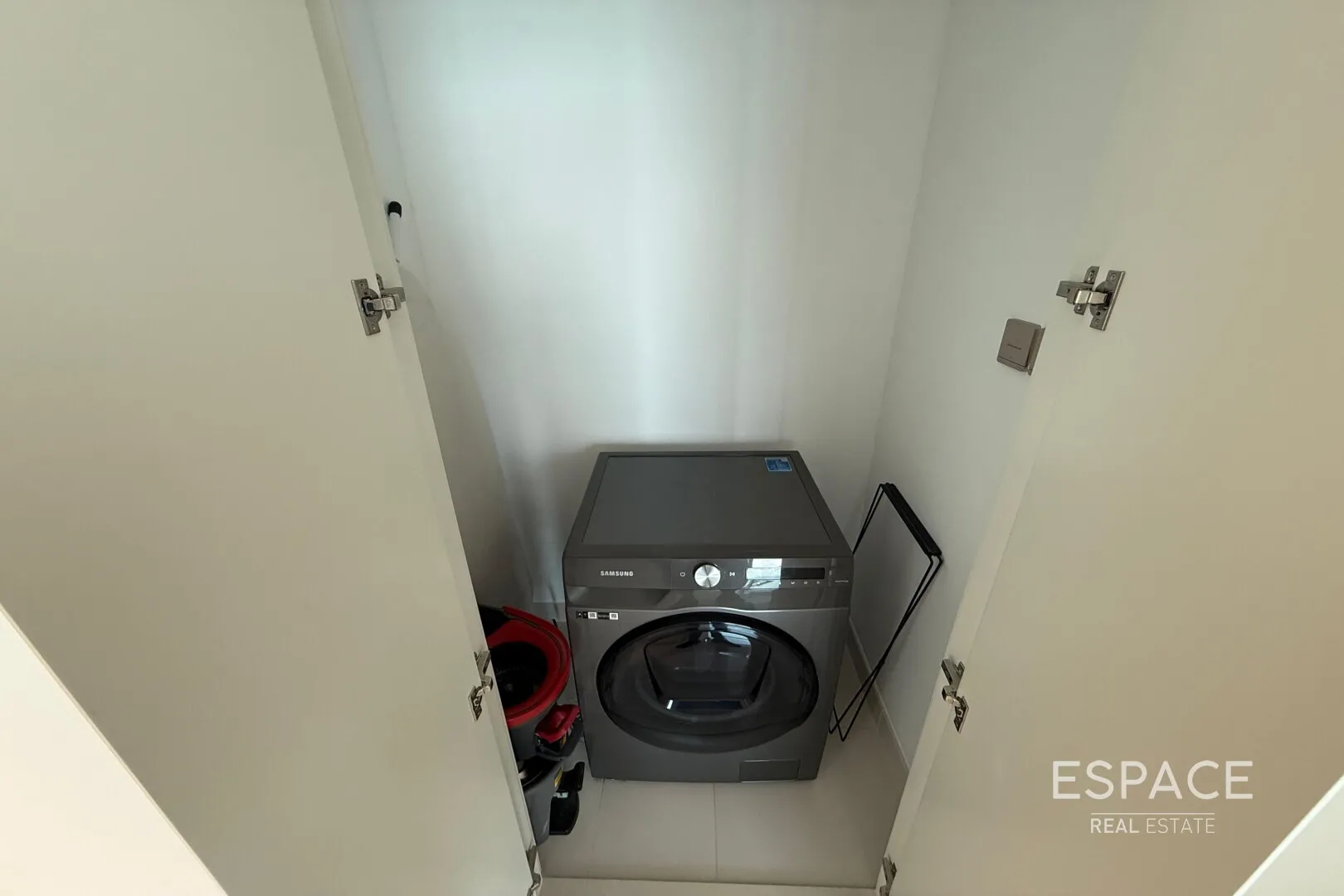 PropertiesGalleryCamera