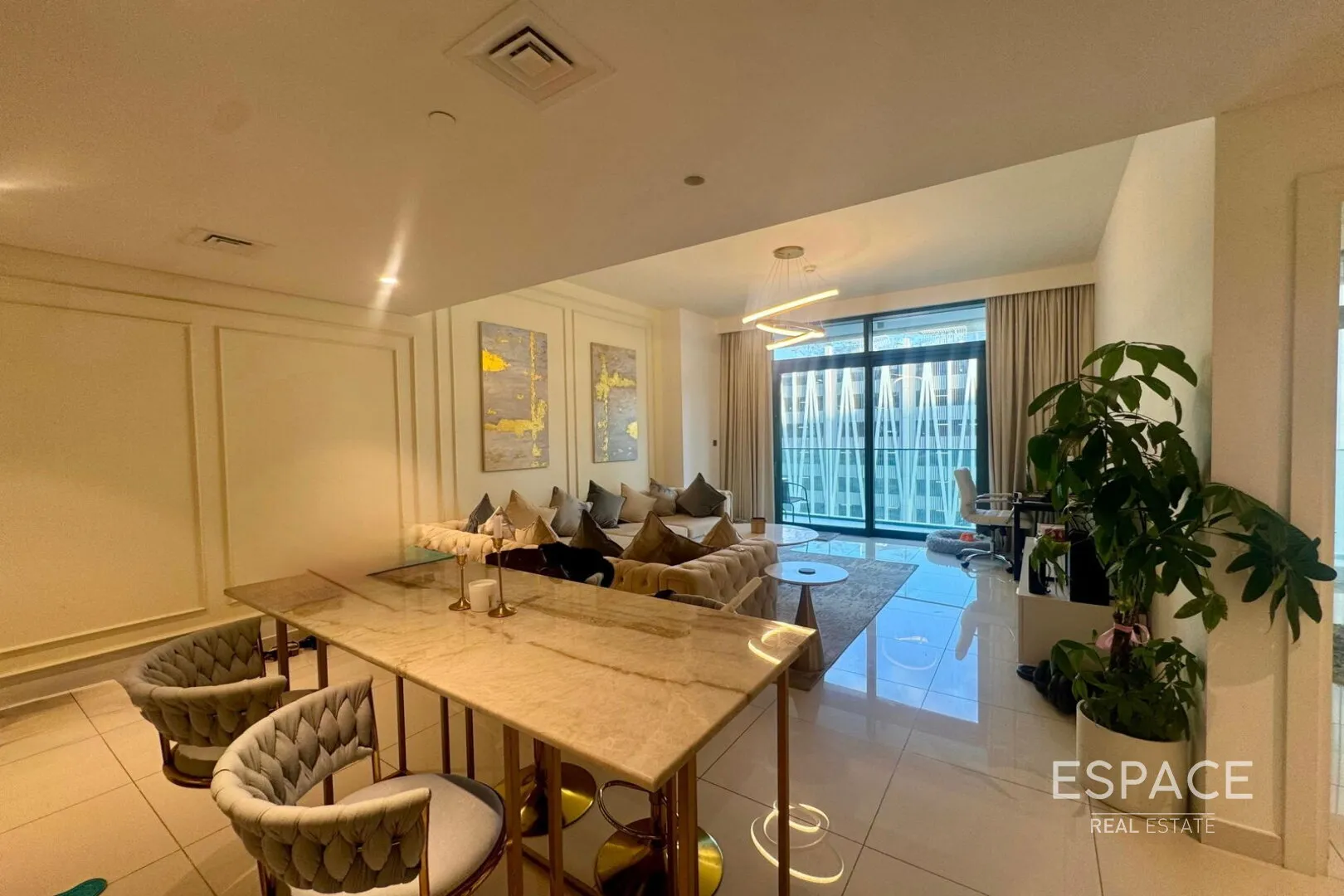 single static gallery