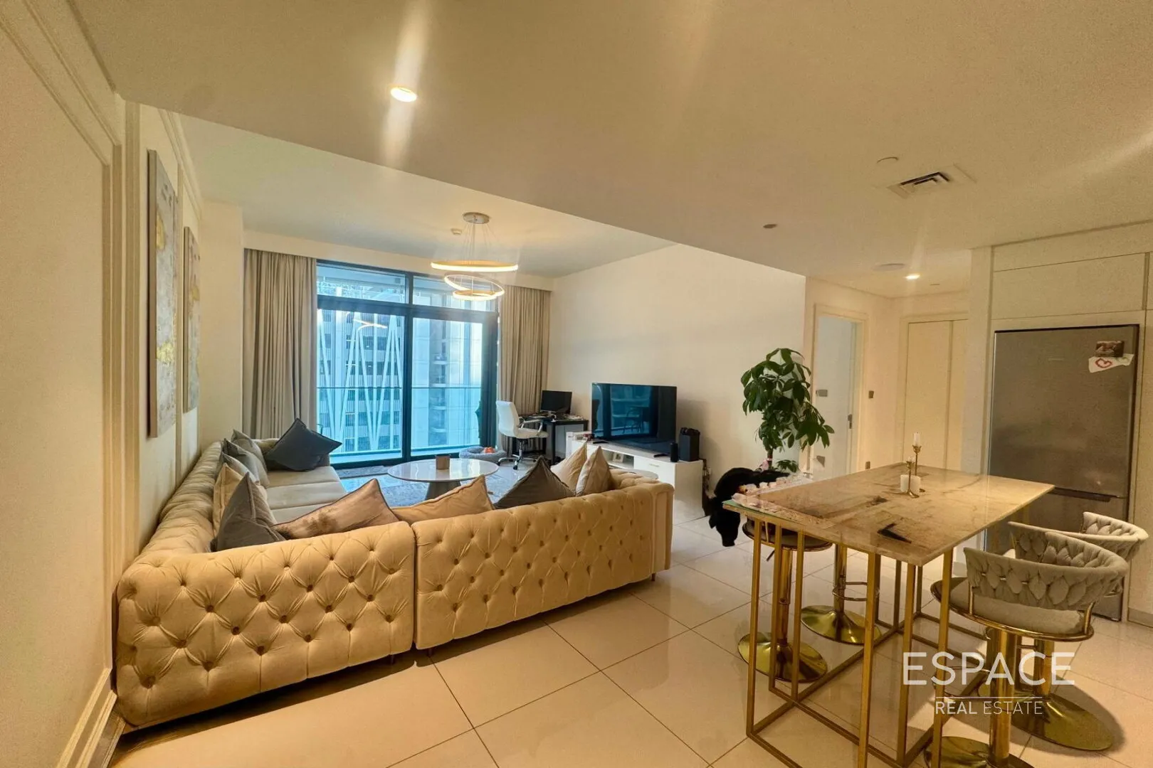 single static gallery