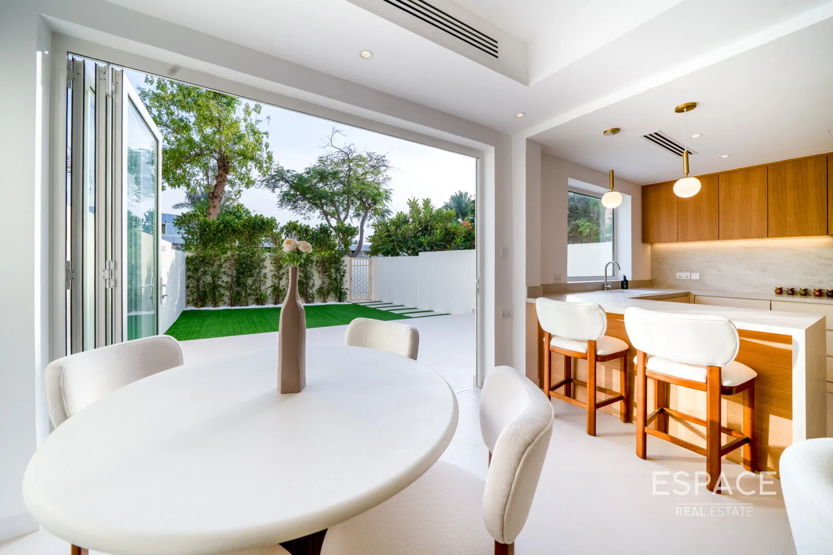 single static gallery