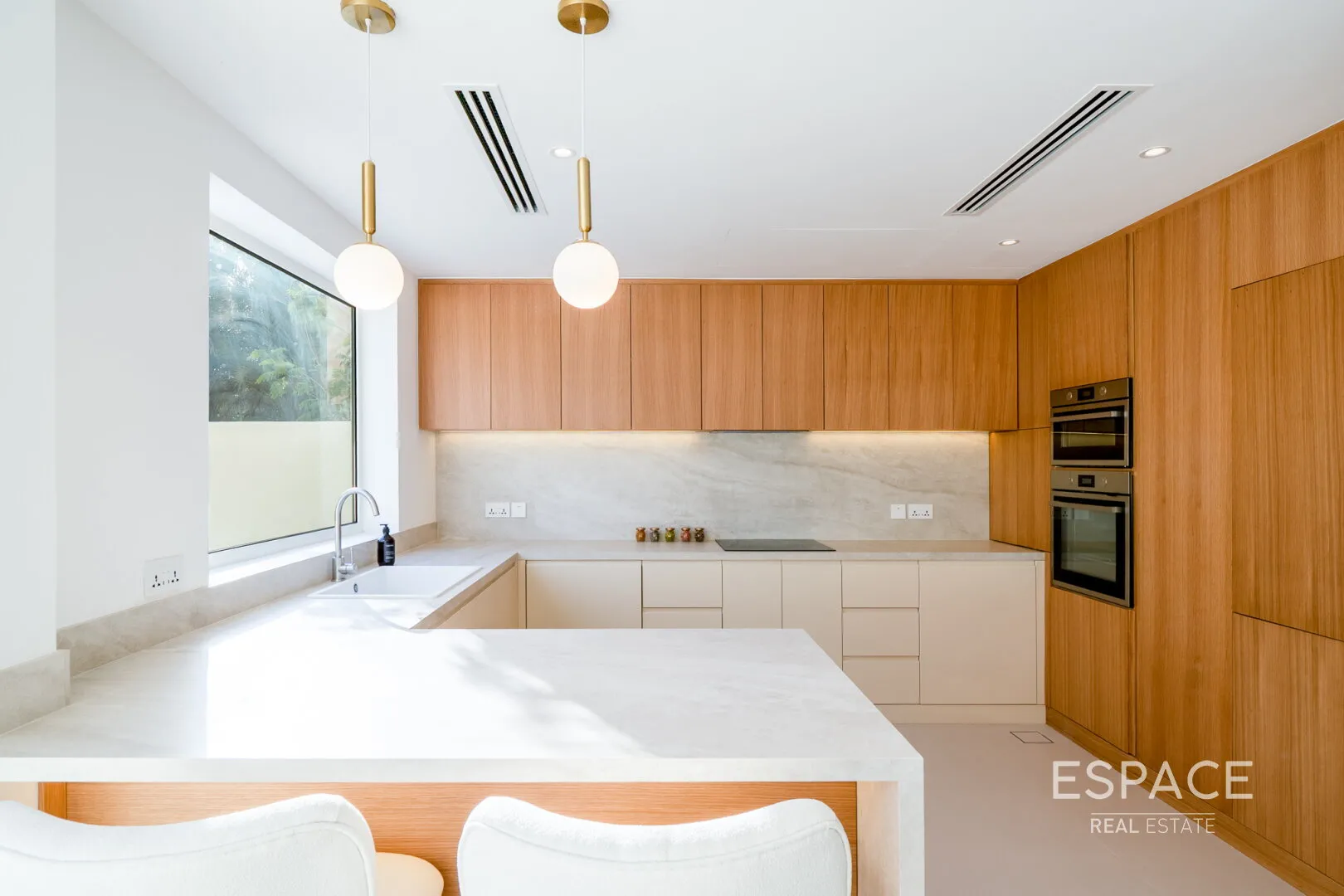 single static gallery