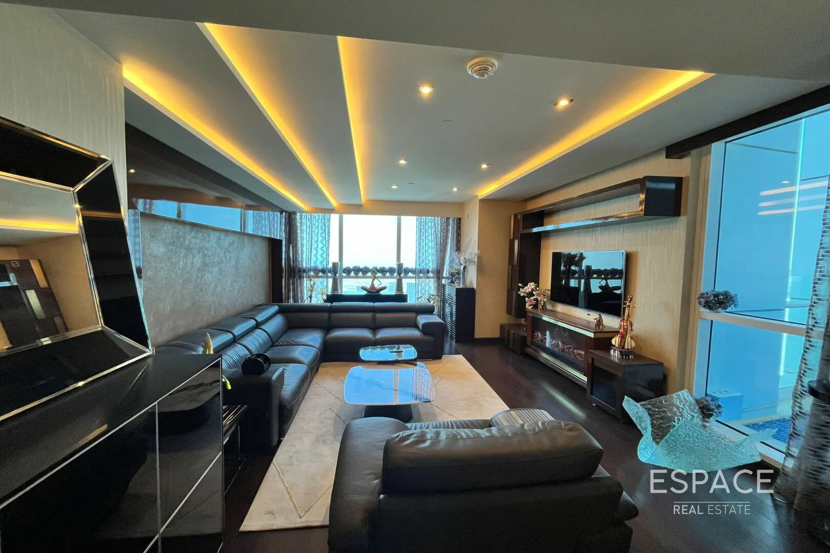 PropertiesGalleryCamera