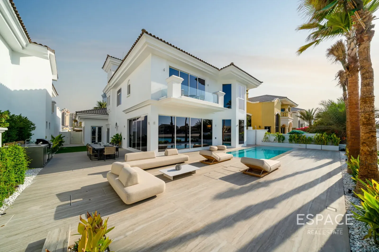 PropertiesGalleryCamera