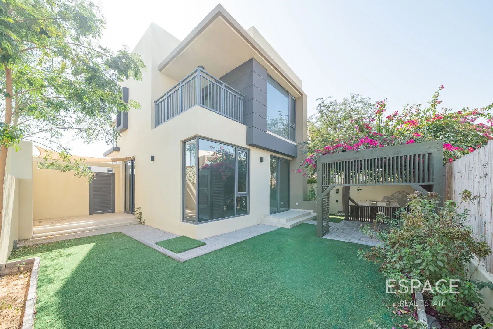 single static gallery