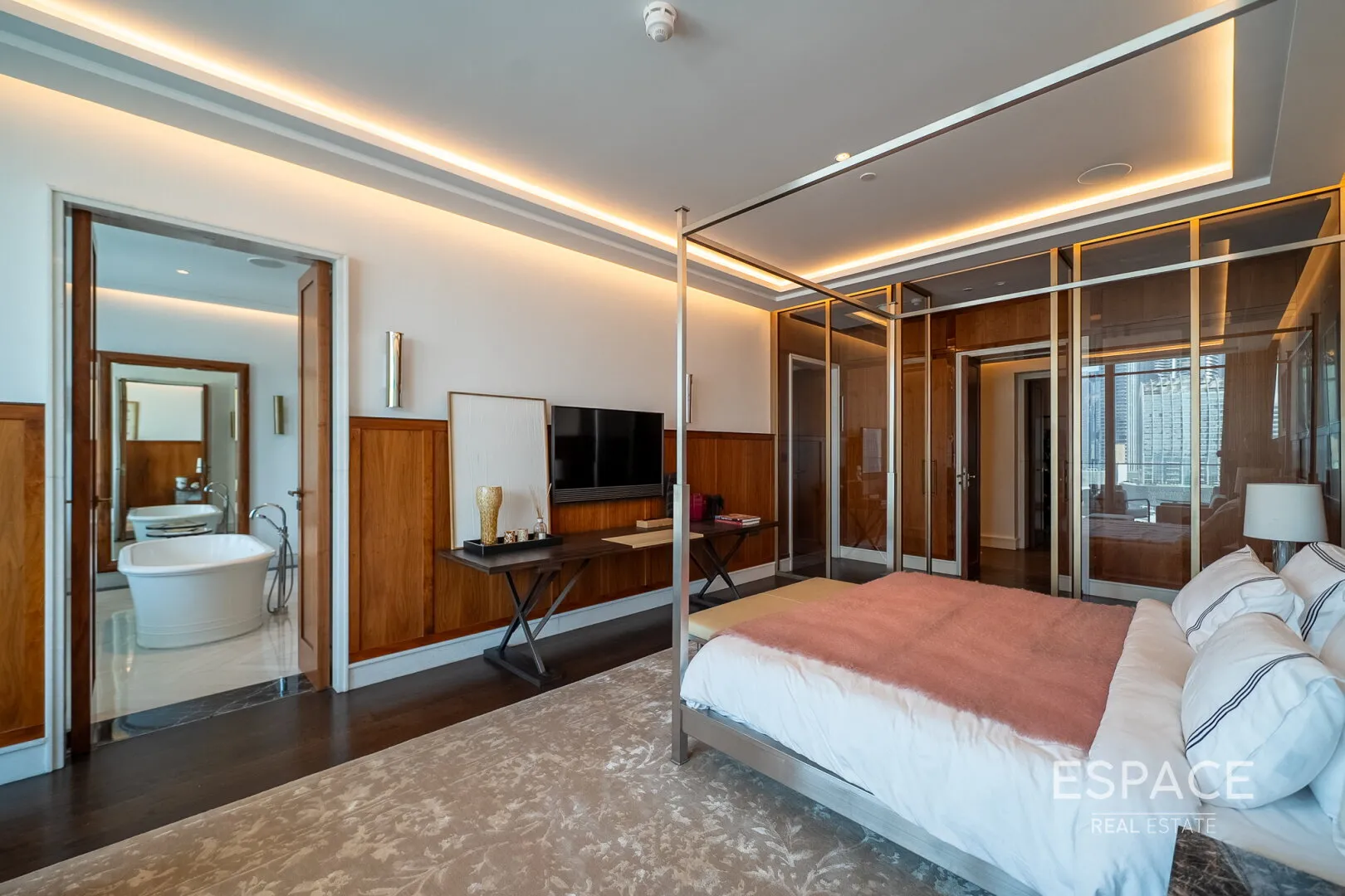 PropertiesGalleryCamera