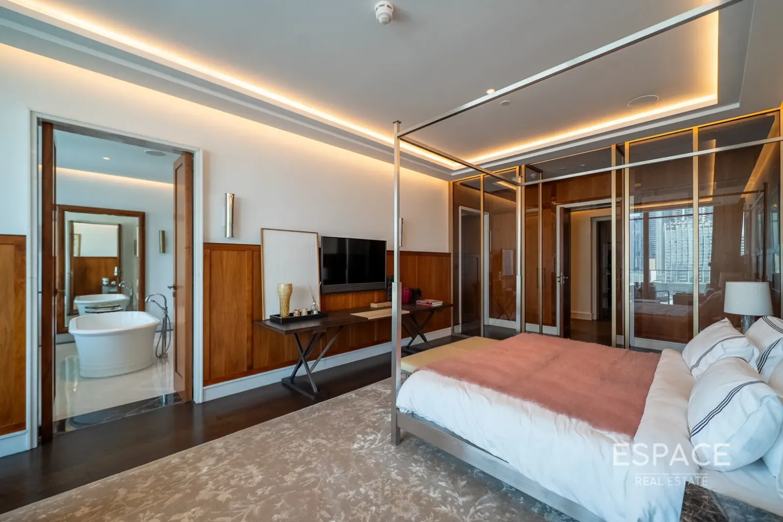 PropertiesGalleryCamera