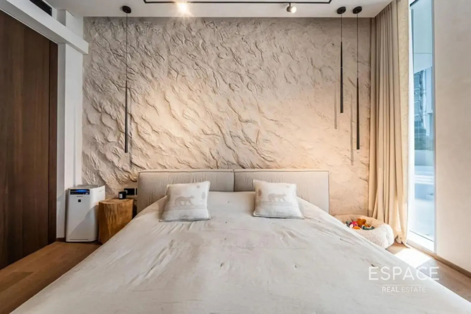PropertiesGalleryCamera