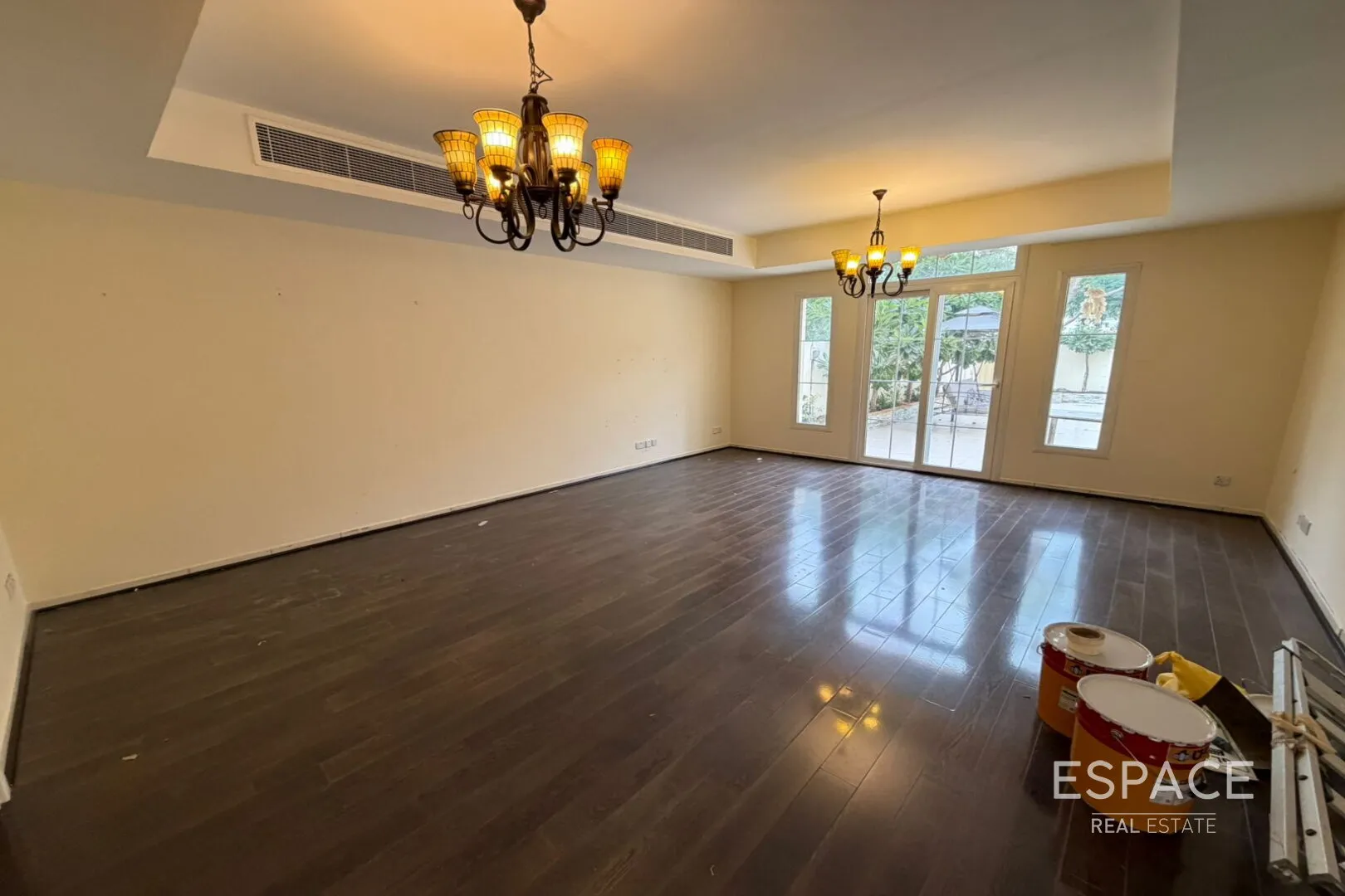 single static gallery