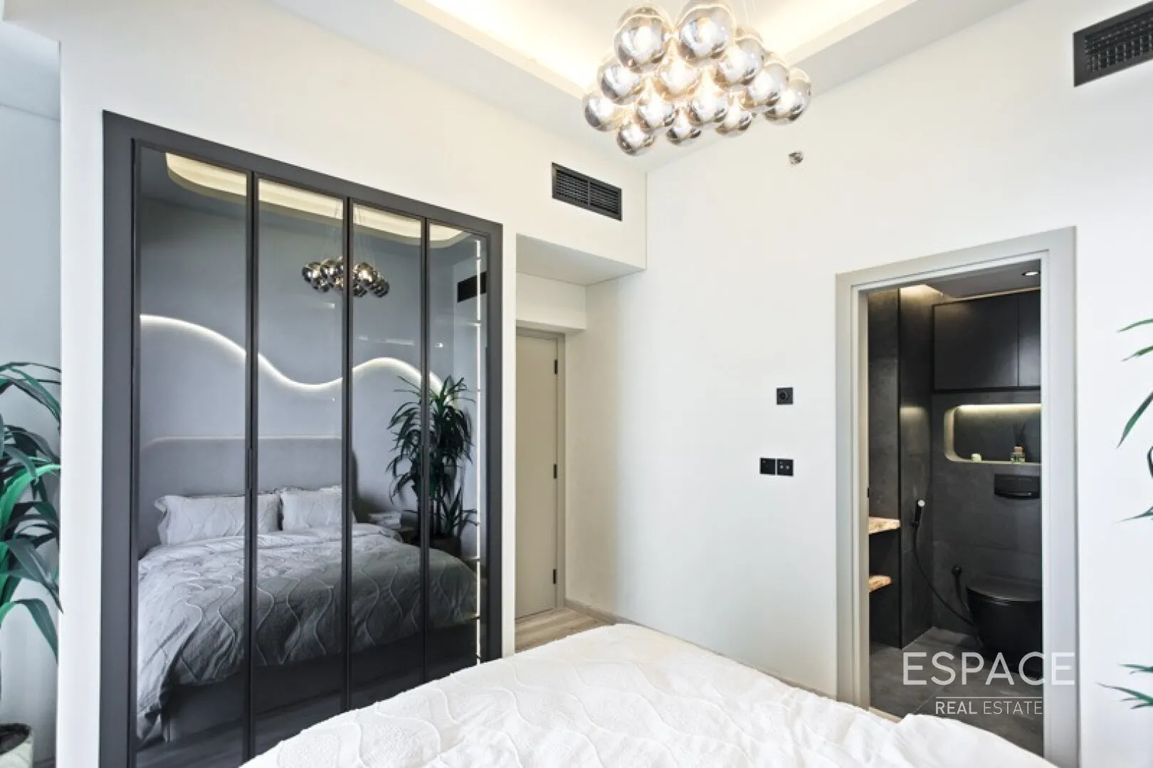 single static gallery