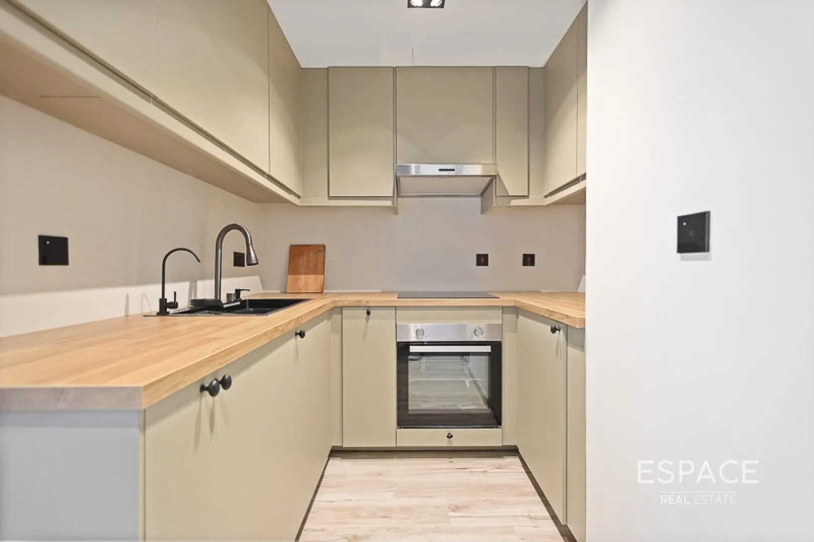 single static gallery