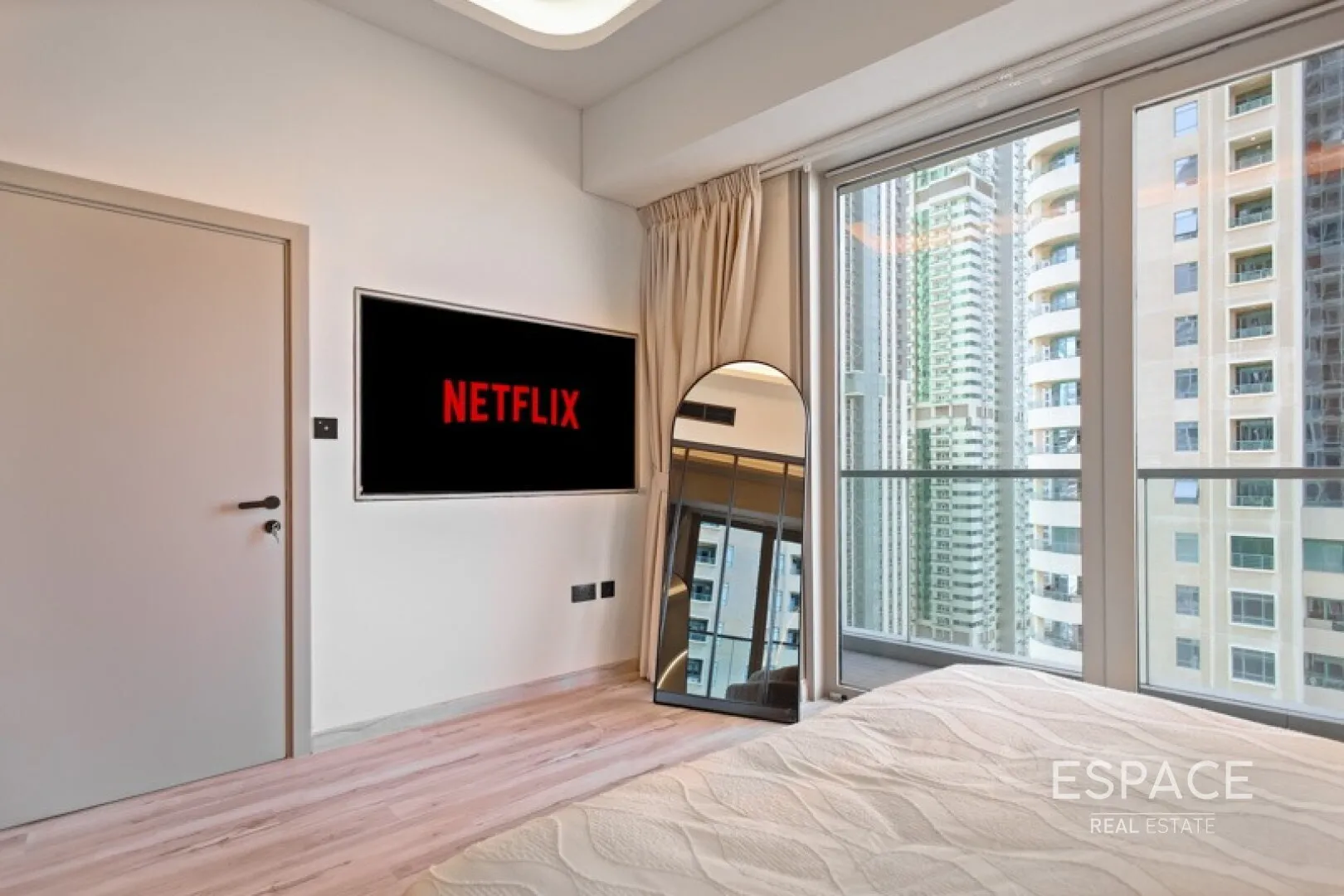 PropertiesGalleryCamera