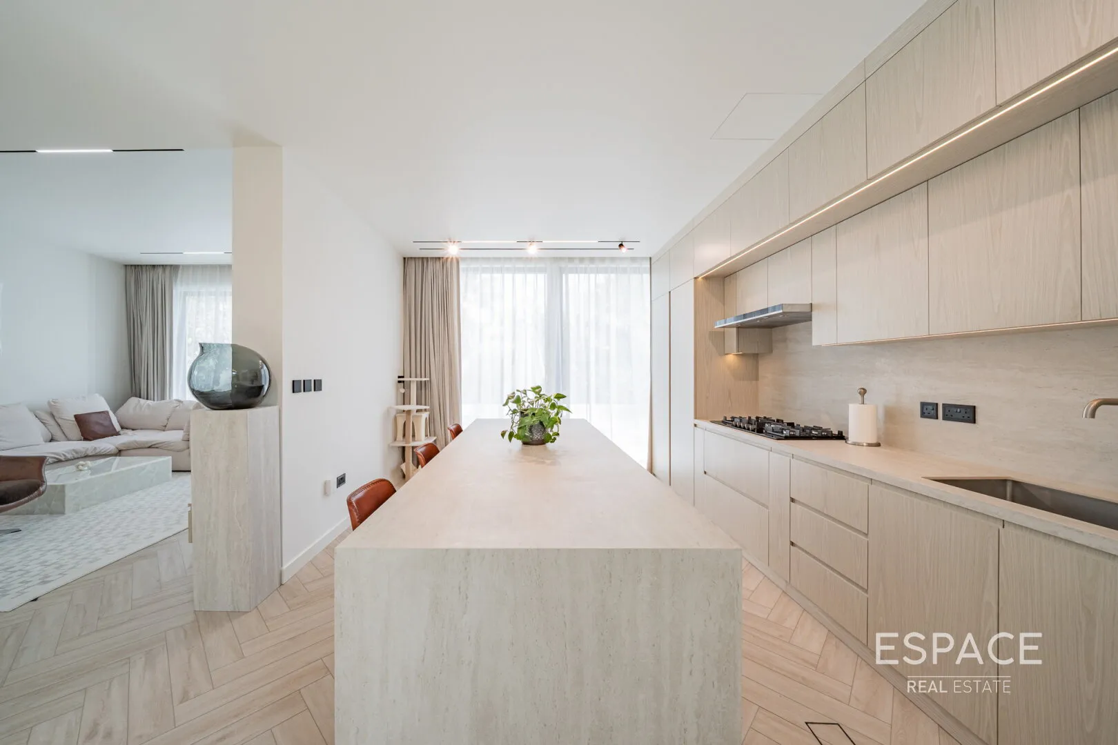 single static gallery