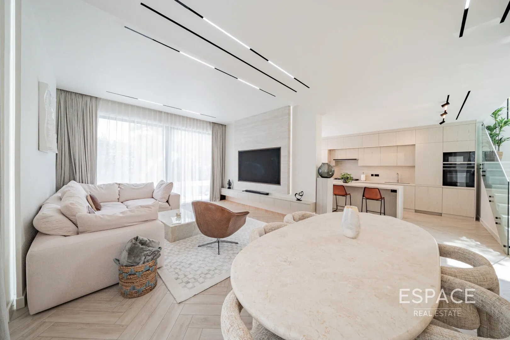 single static gallery