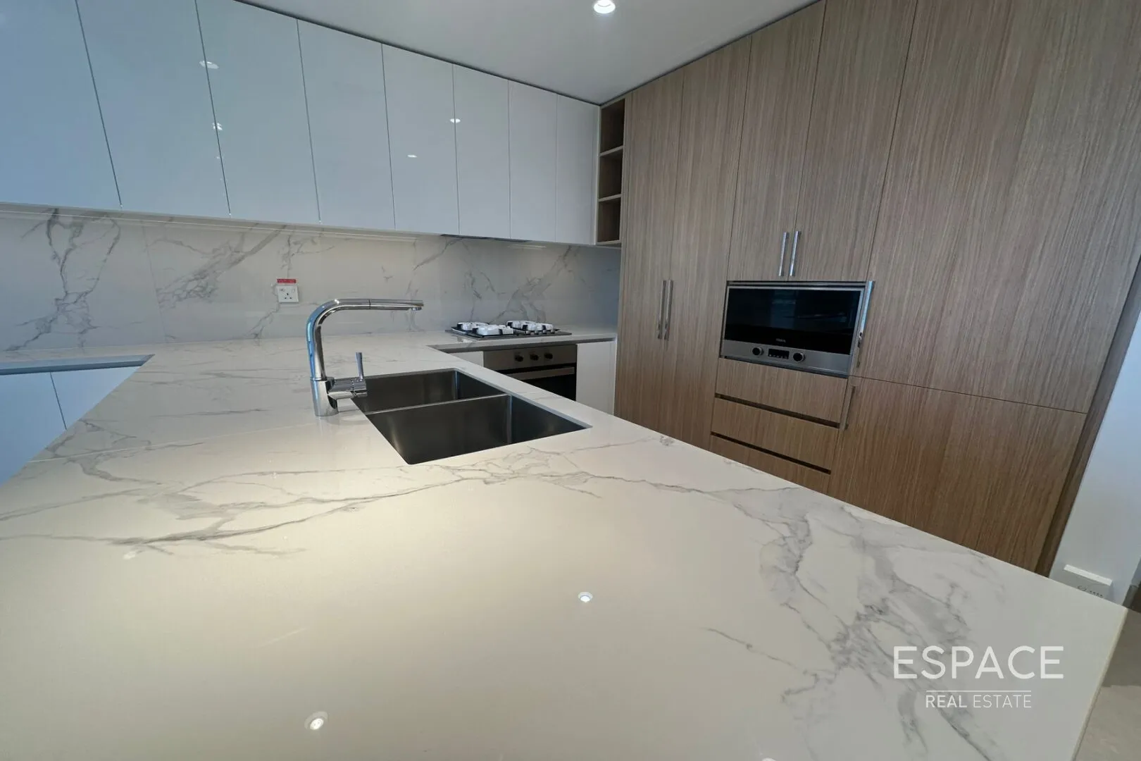 single static gallery