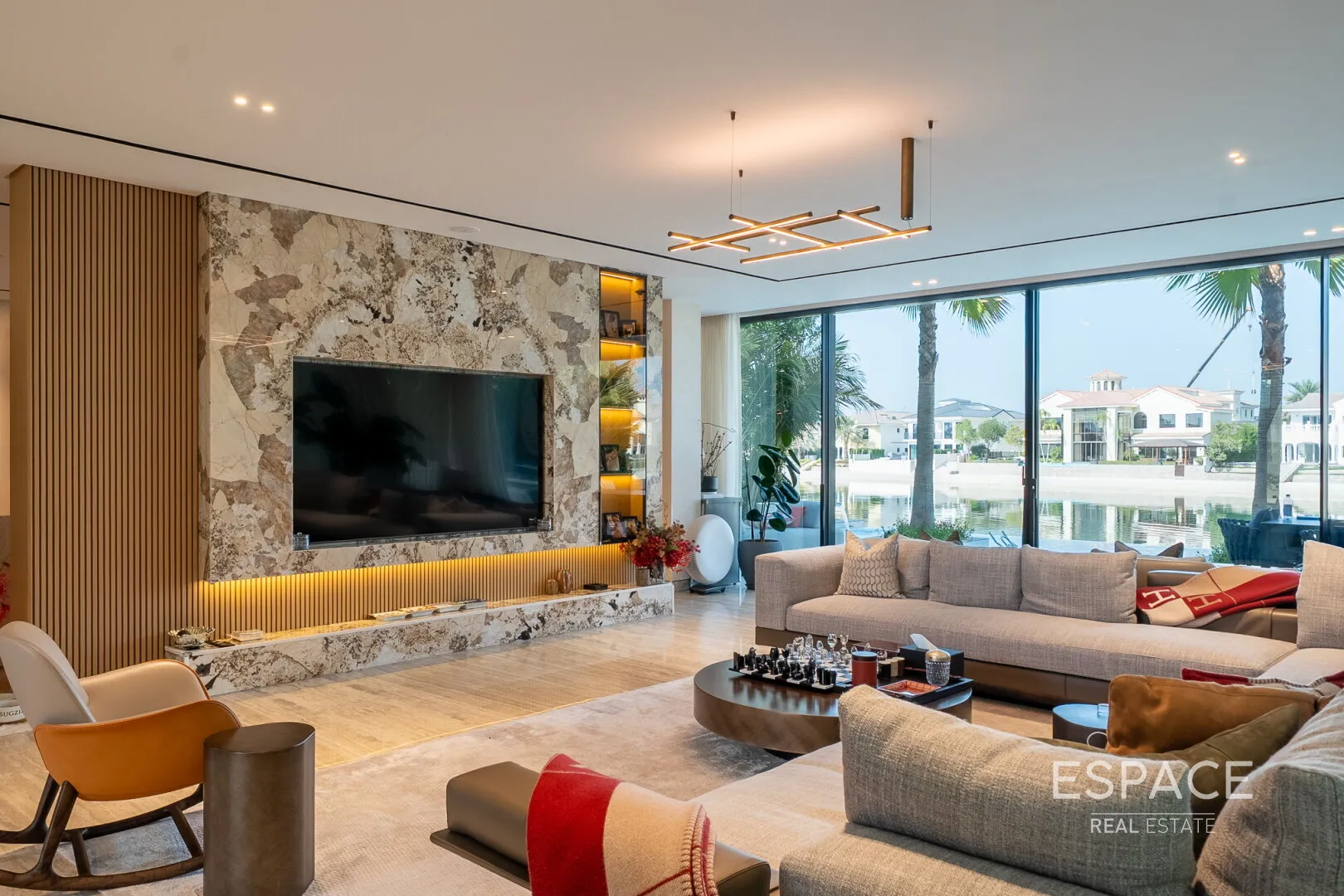 single static gallery