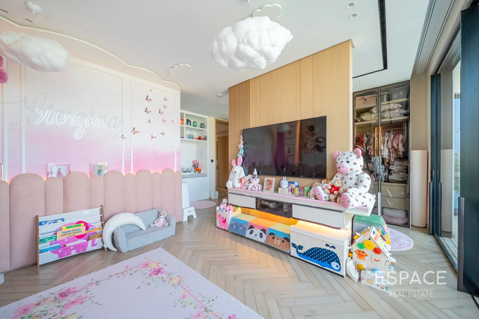 PropertiesGalleryCamera