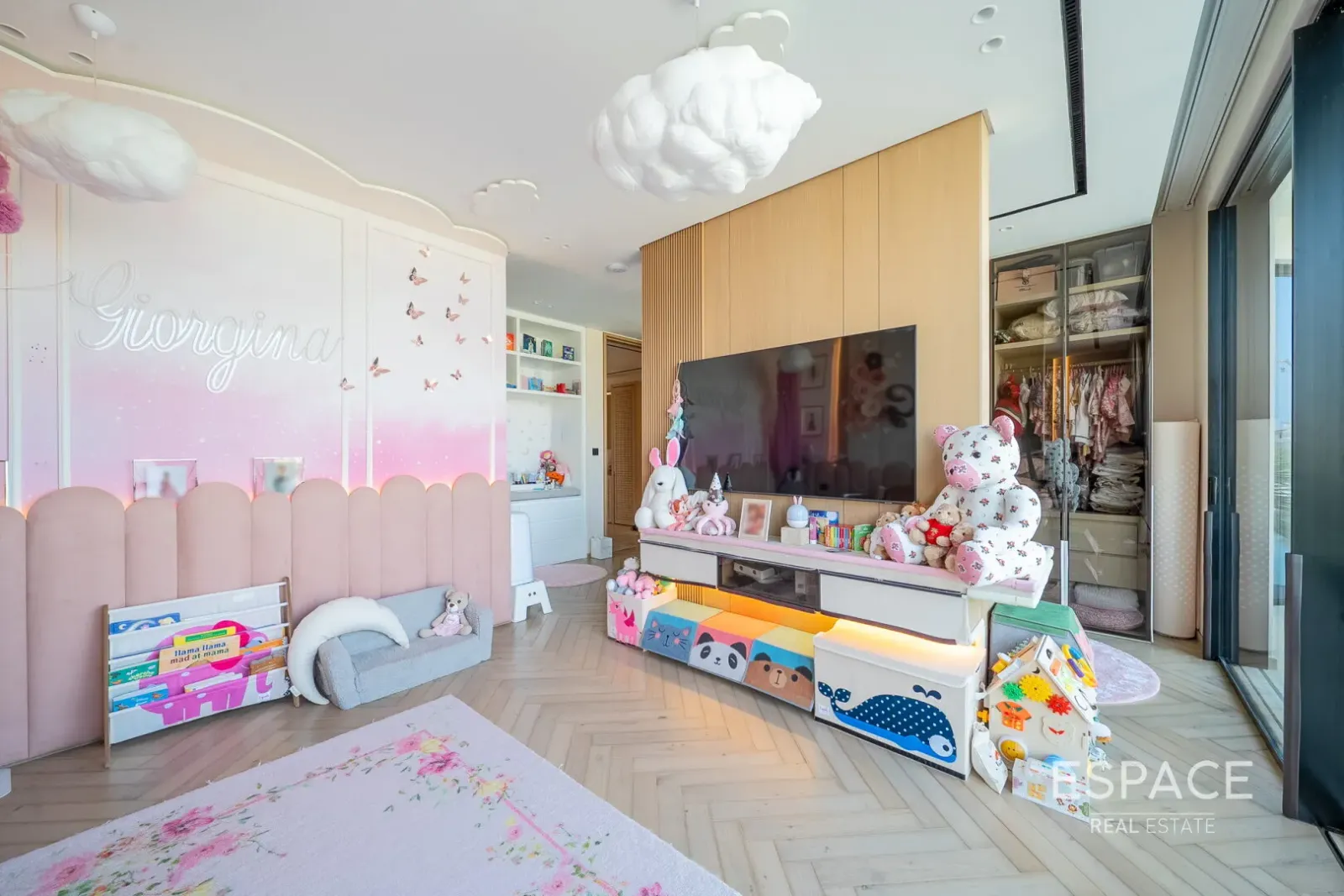 PropertiesGalleryCamera
