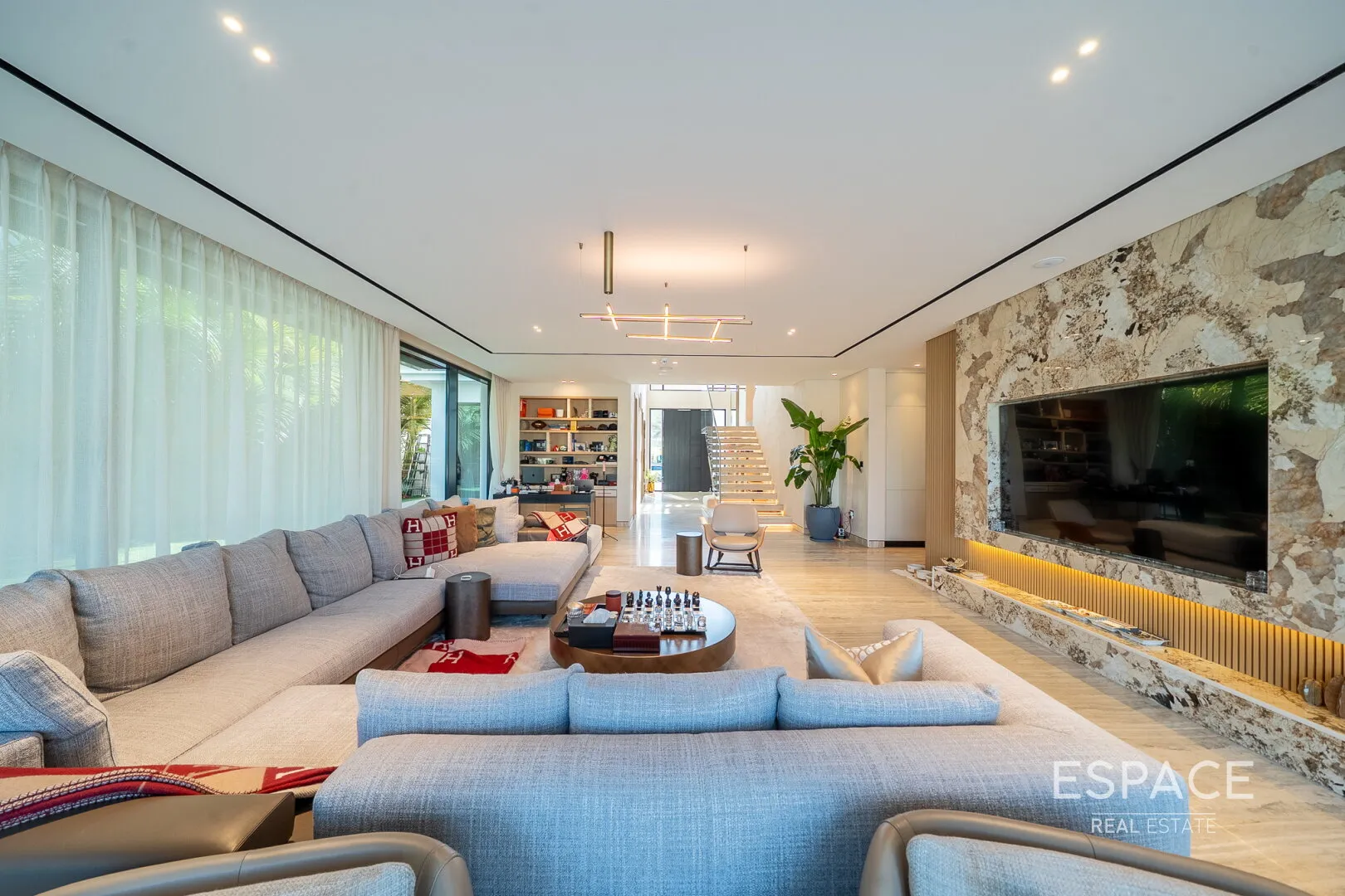 single static gallery