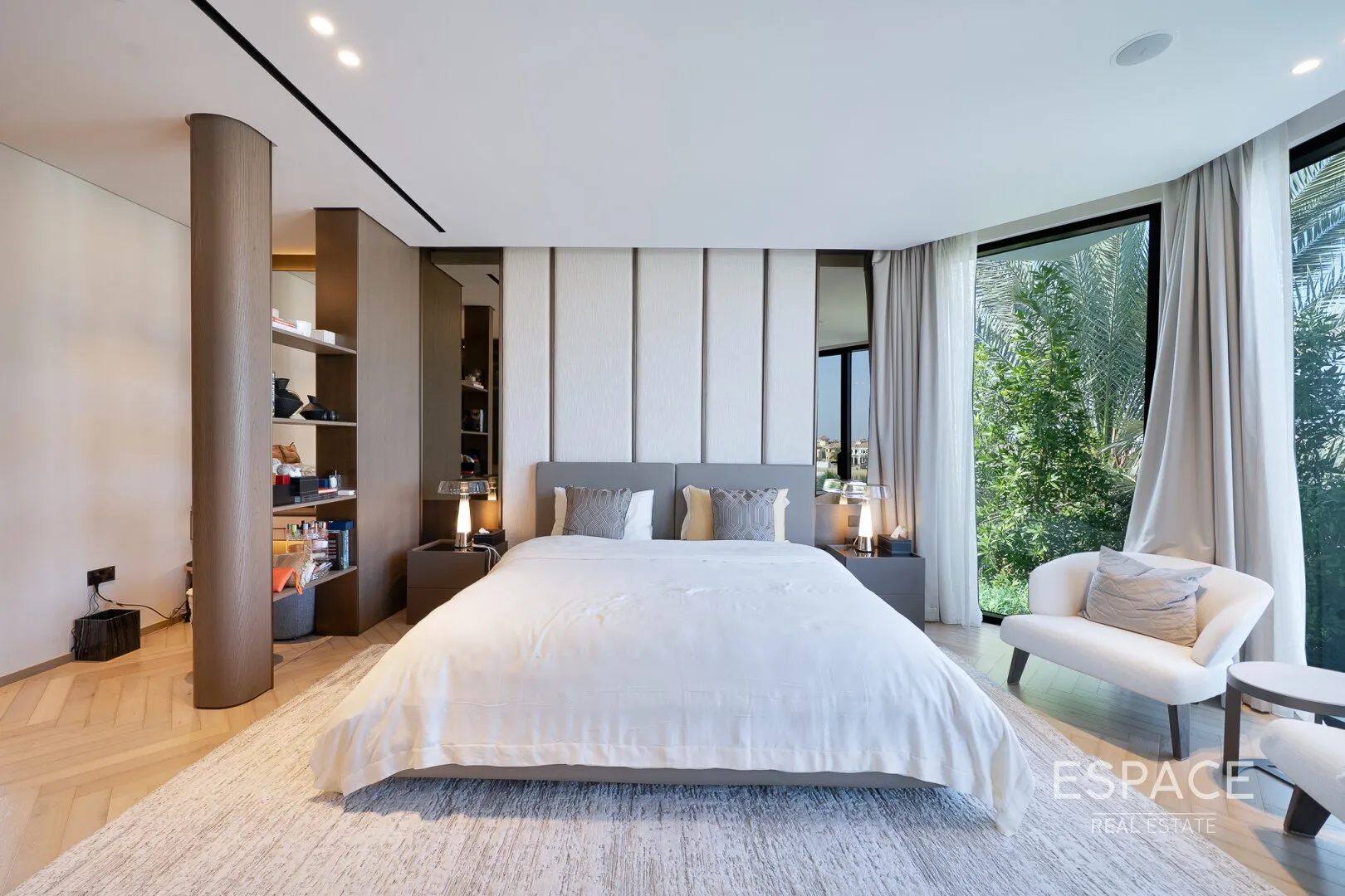 PropertiesGalleryCamera