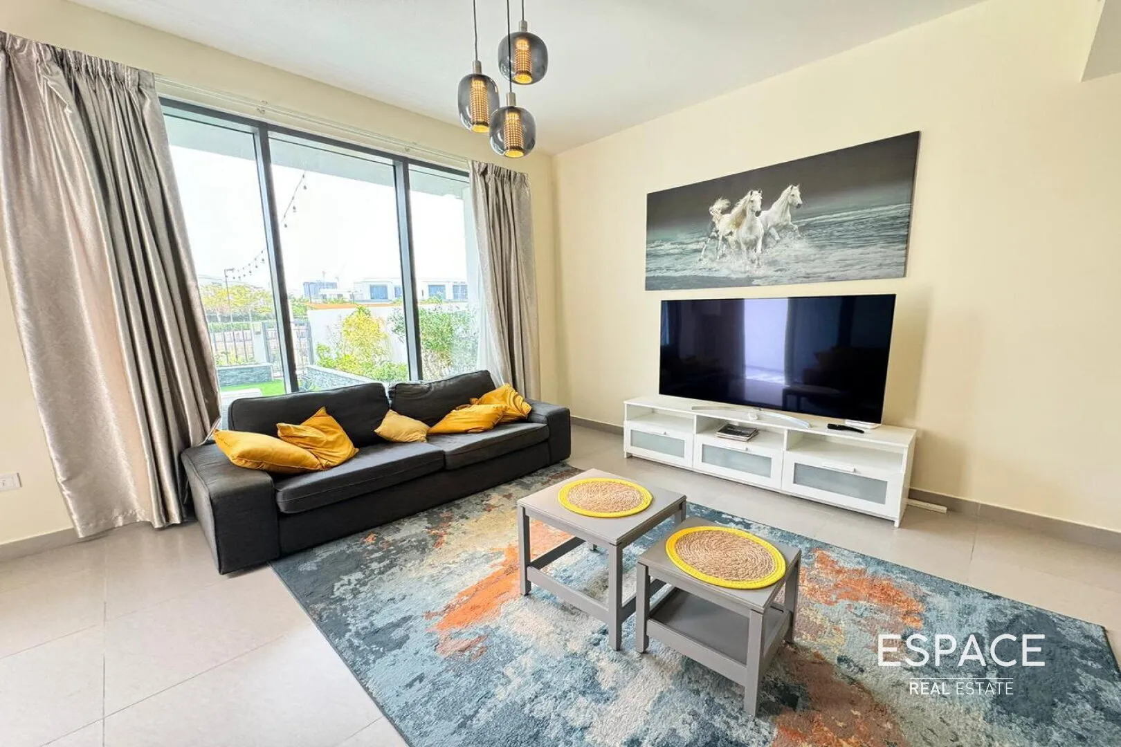 single static gallery