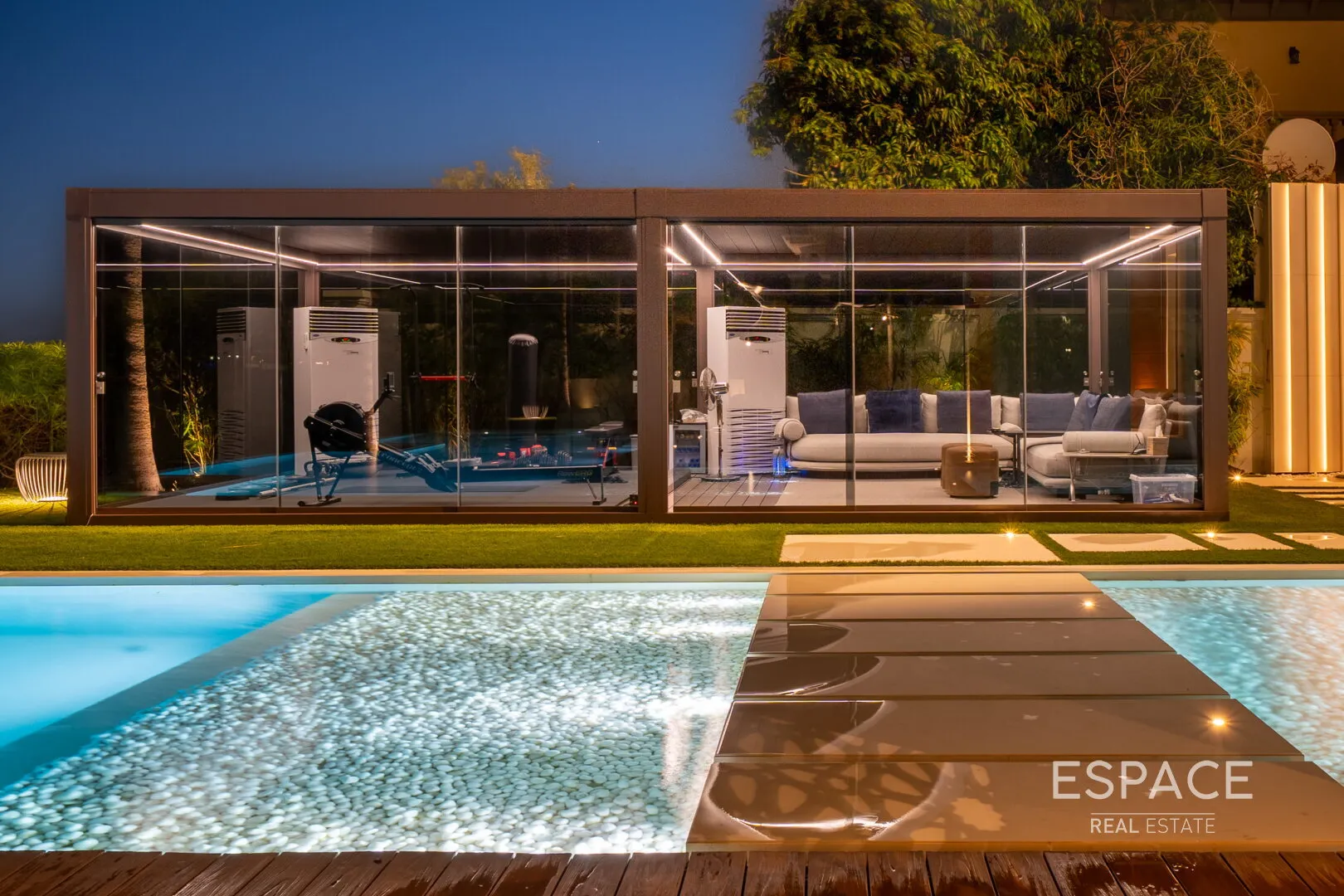 PropertiesGalleryCamera