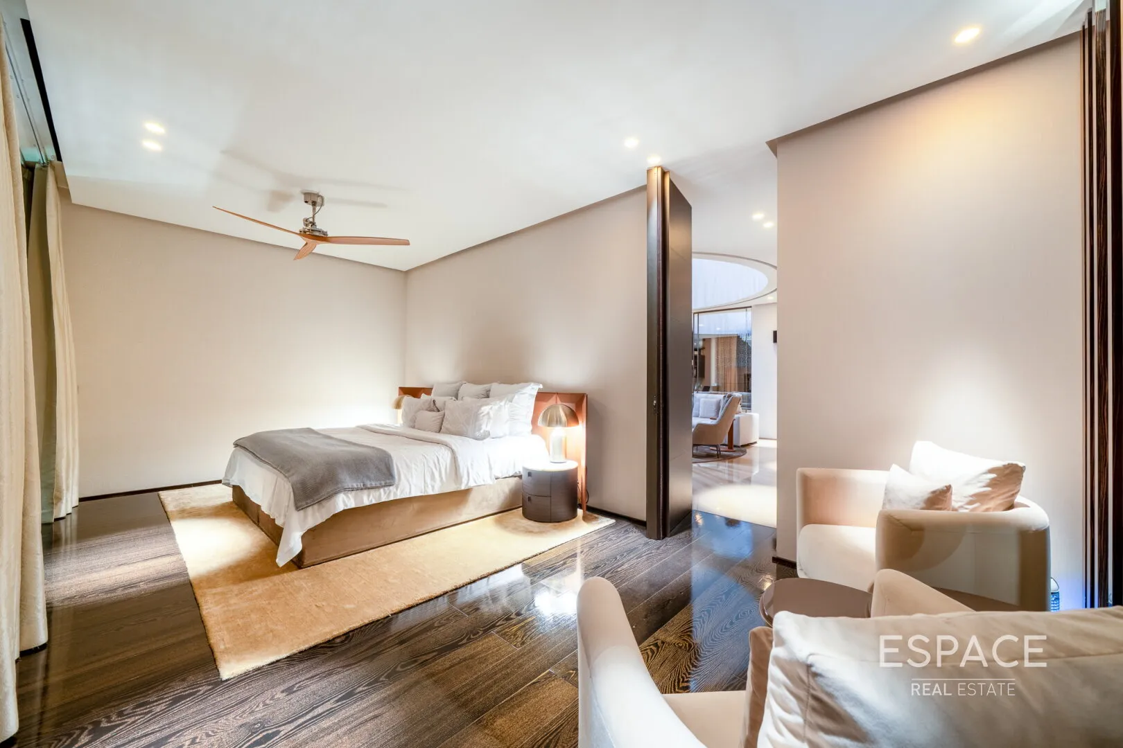 PropertiesGalleryCamera