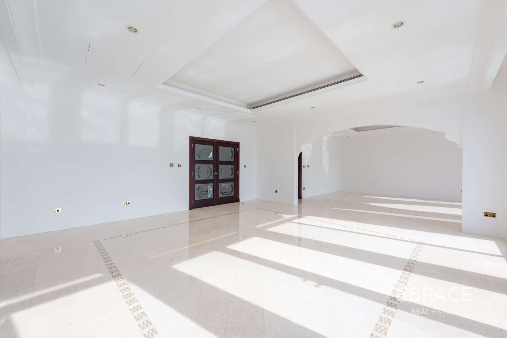 single static gallery