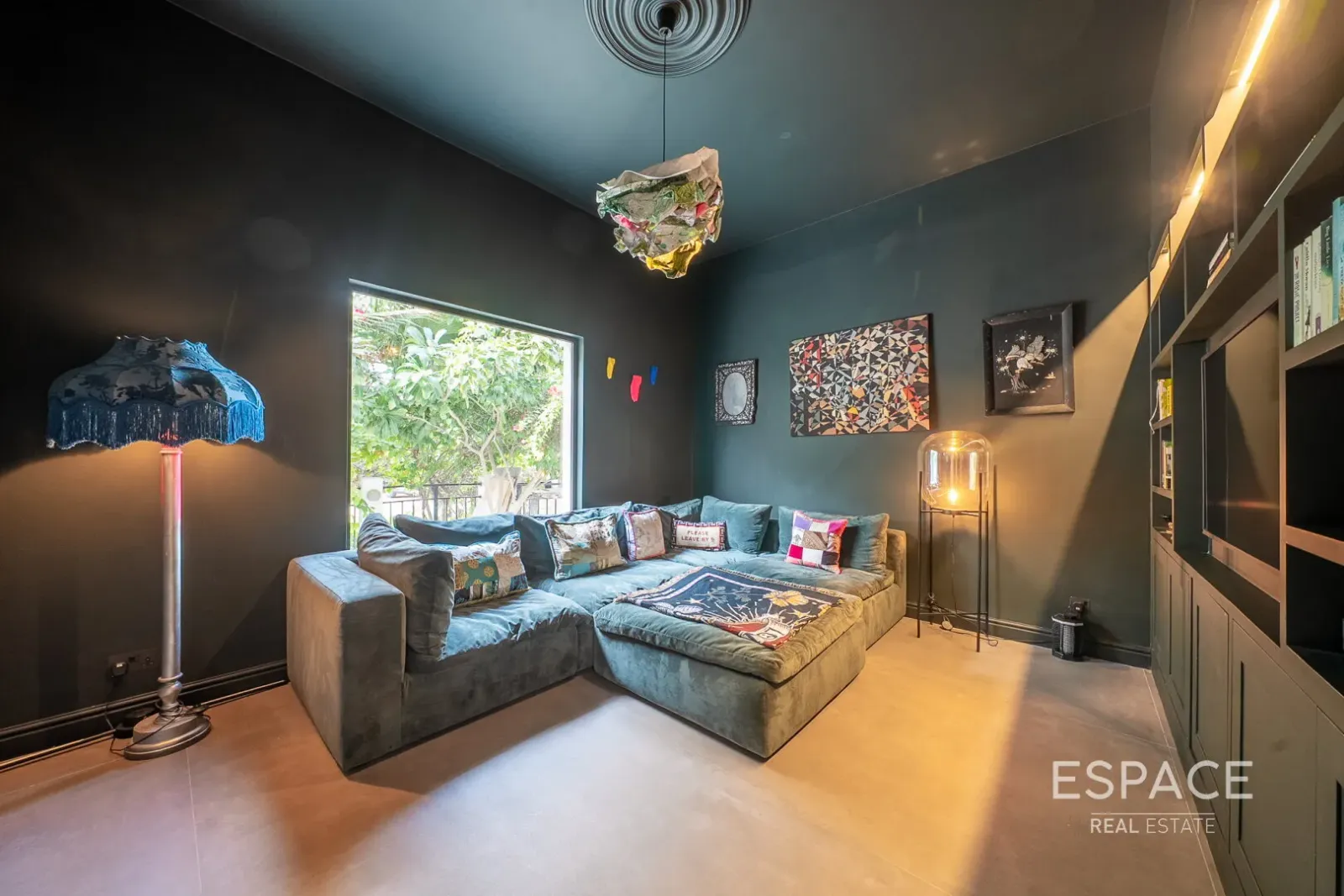 PropertiesGalleryCamera